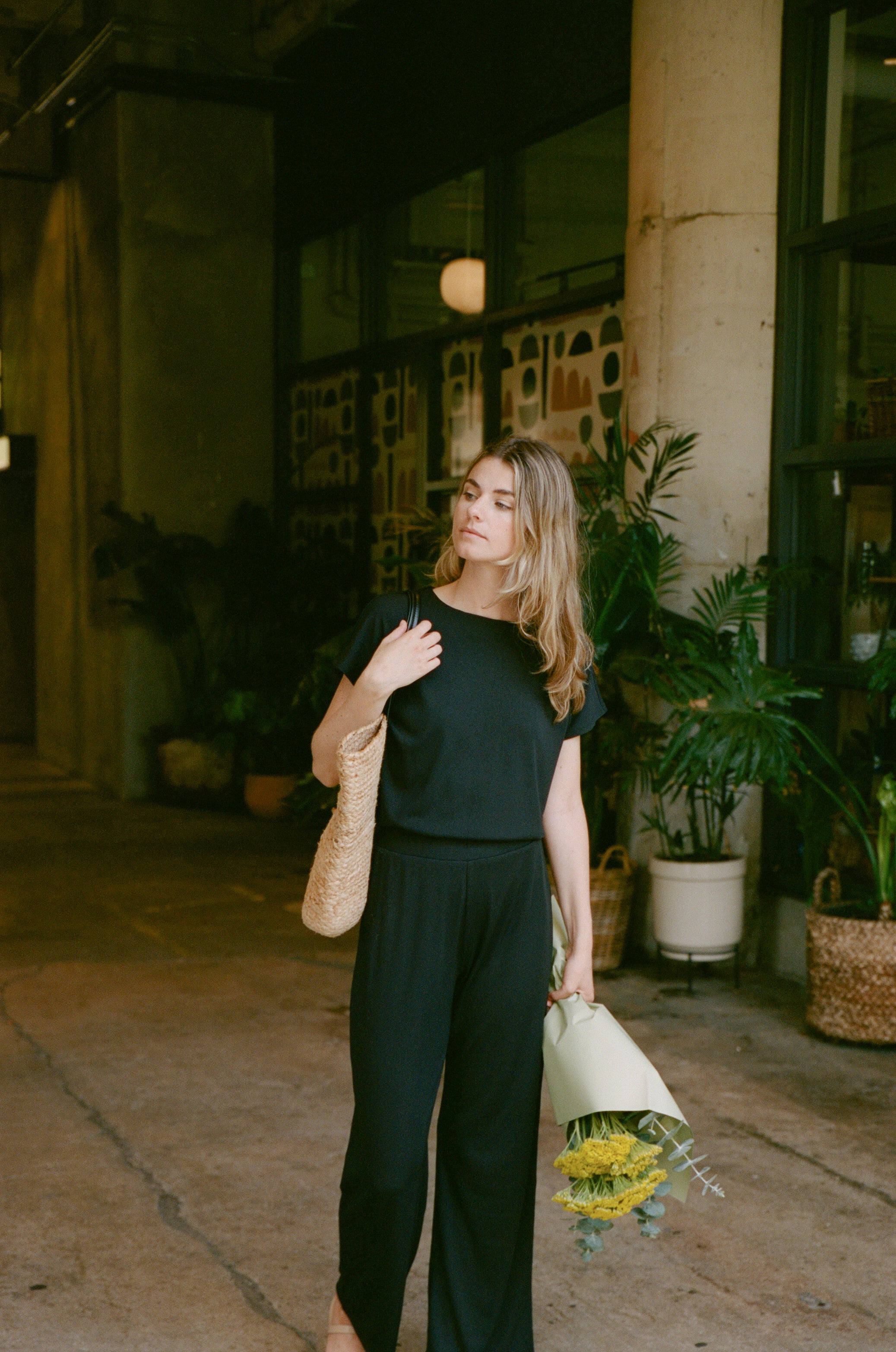 Classic Relaxed Blouse in Black