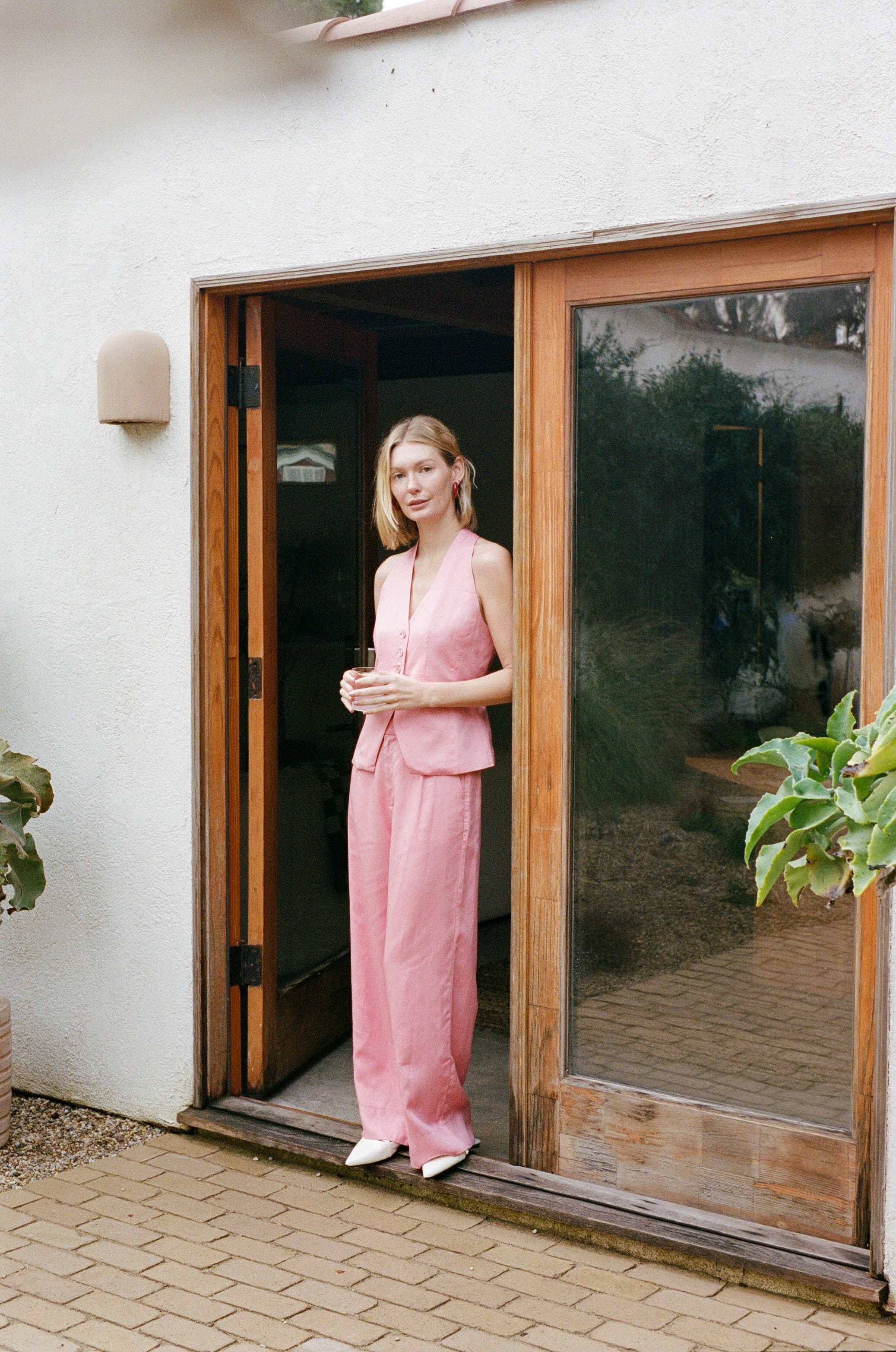 Classic Pleated Trousers in Pink