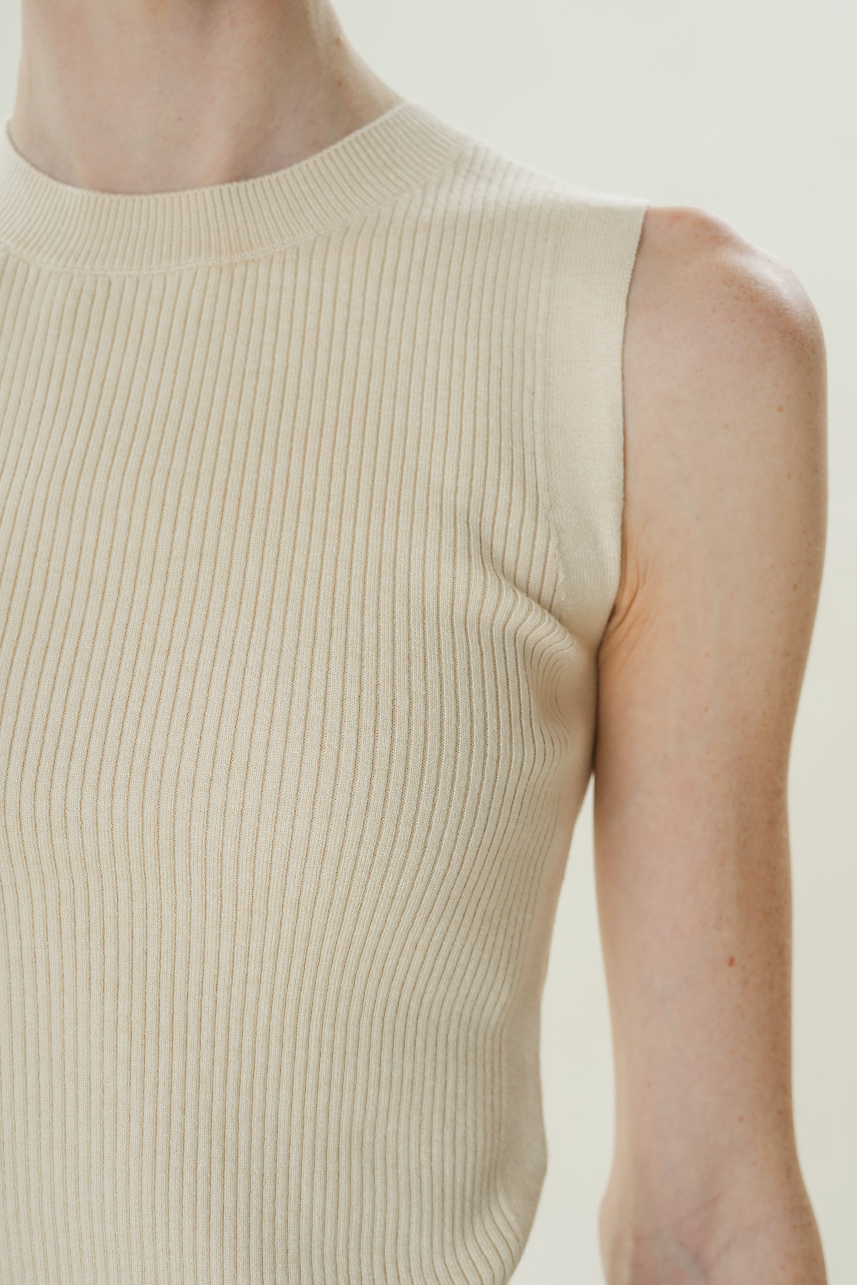 Knitted Tank with Rib Trimmings in Natural