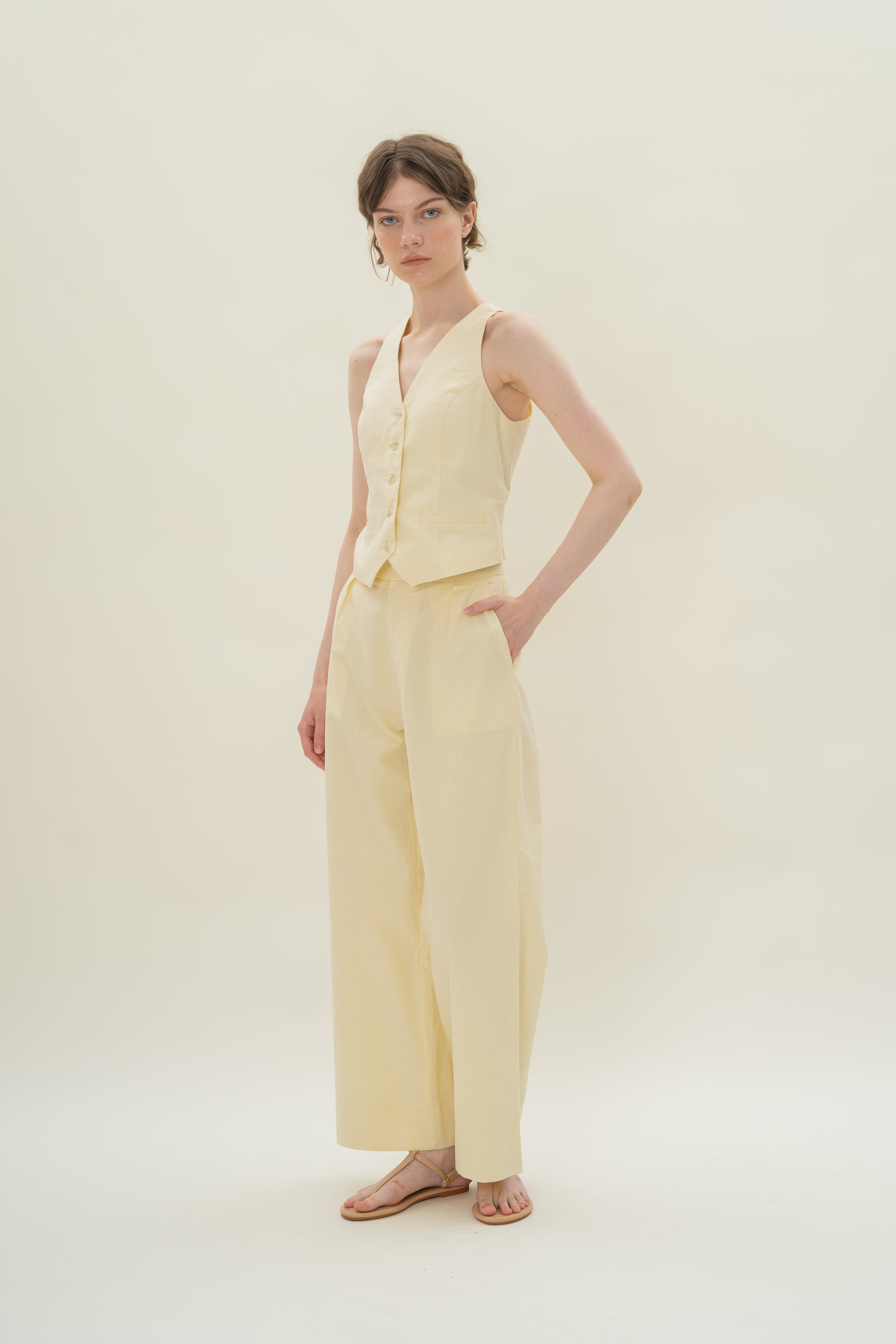 Textured Linen Trousers in Eggnog