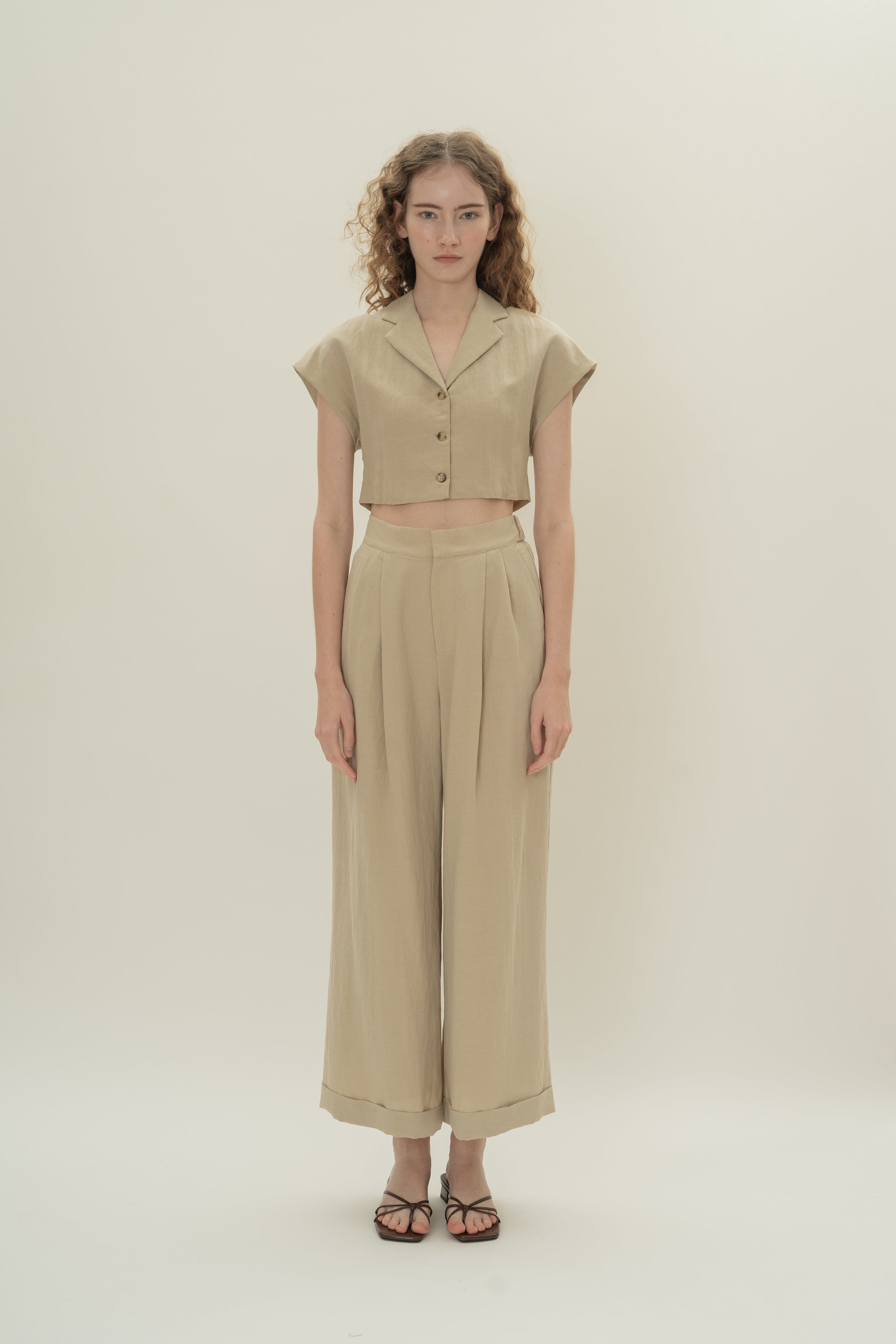 Cropped Shirt With Lapel Collar in Khaki