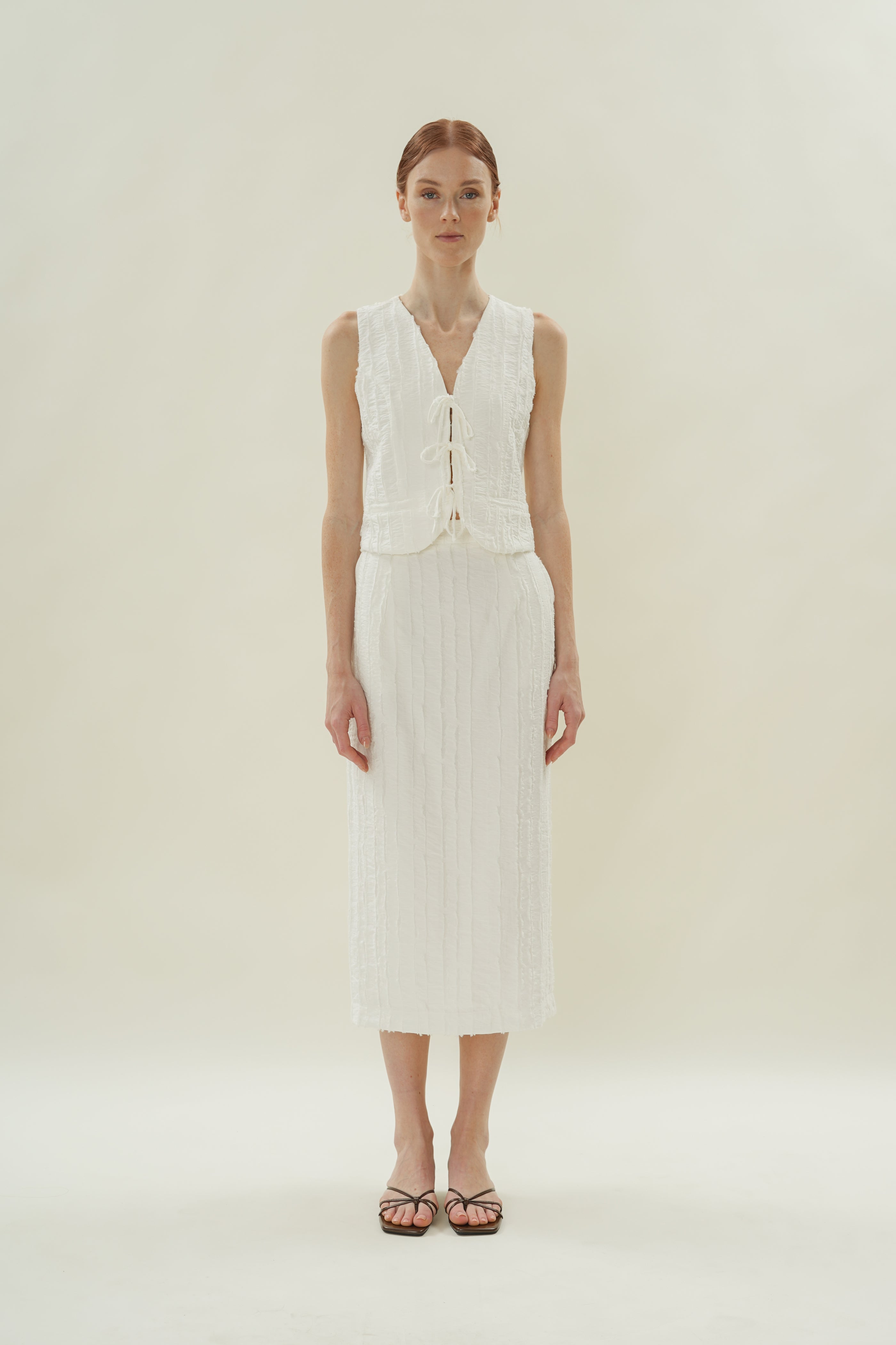 Soft Textured Sleeveless Tie-Detailed Waistcoat in White