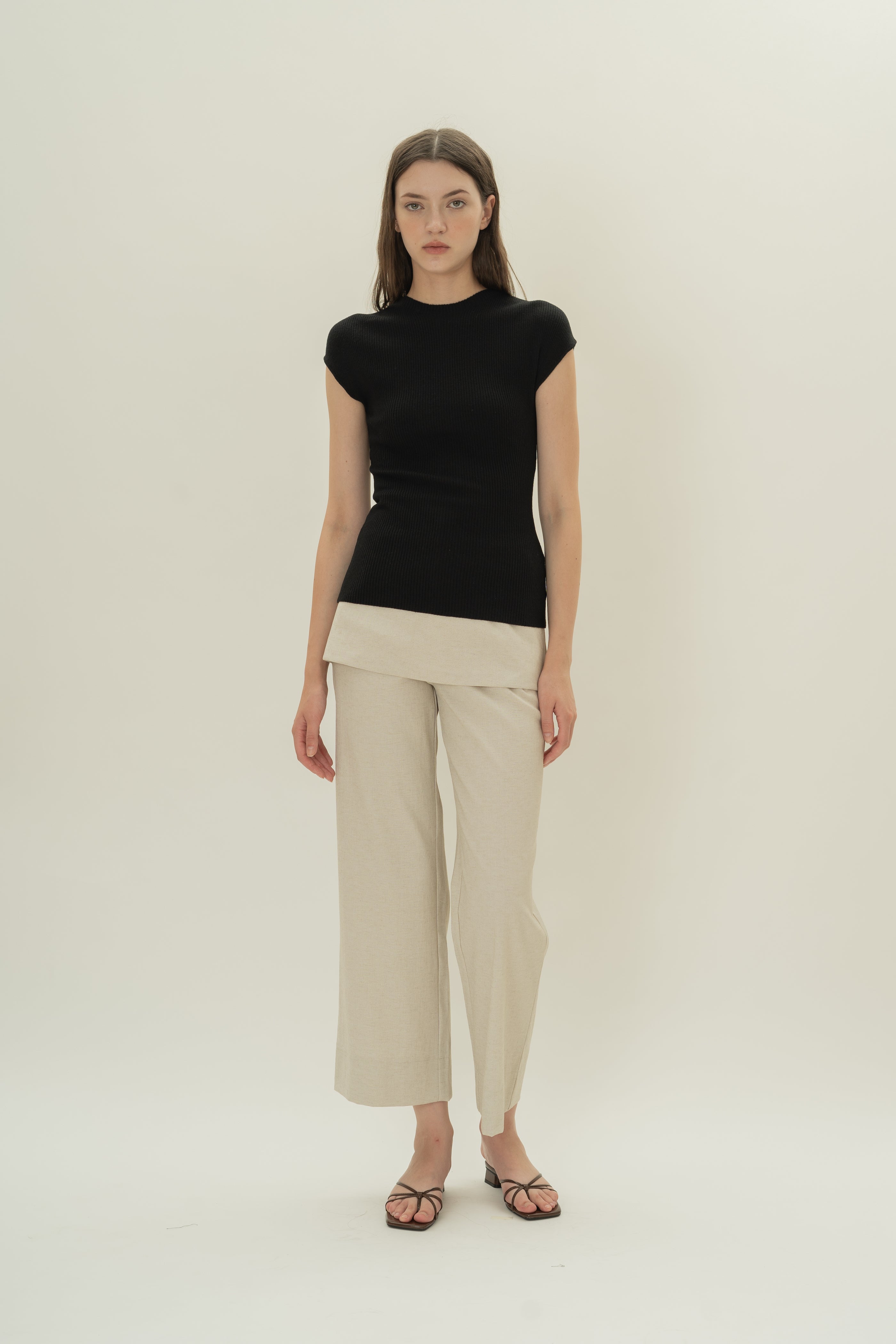 Knitted Cap Sleeve Fitted Top in Black