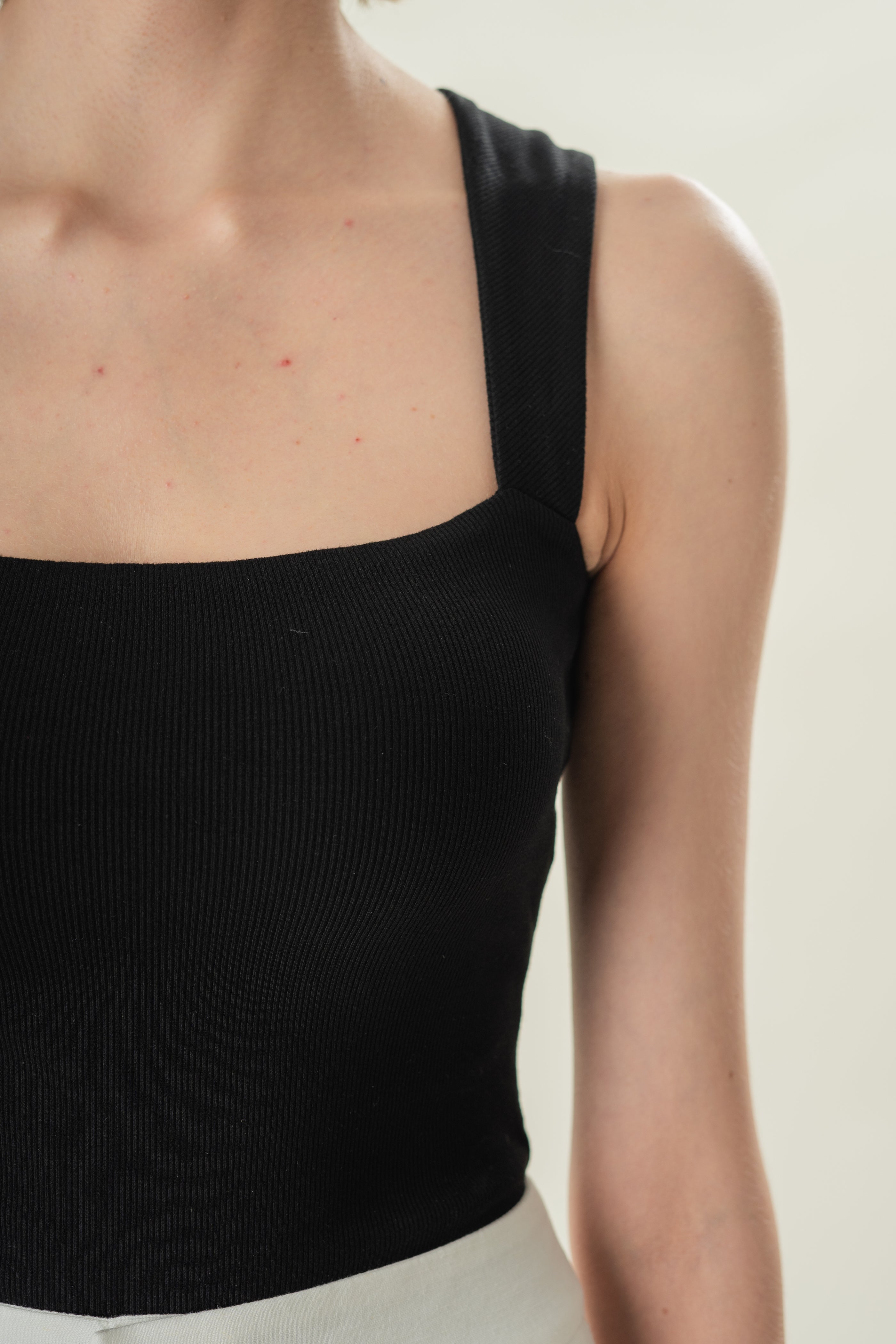 Straight Neck Ribbed Tank in Black