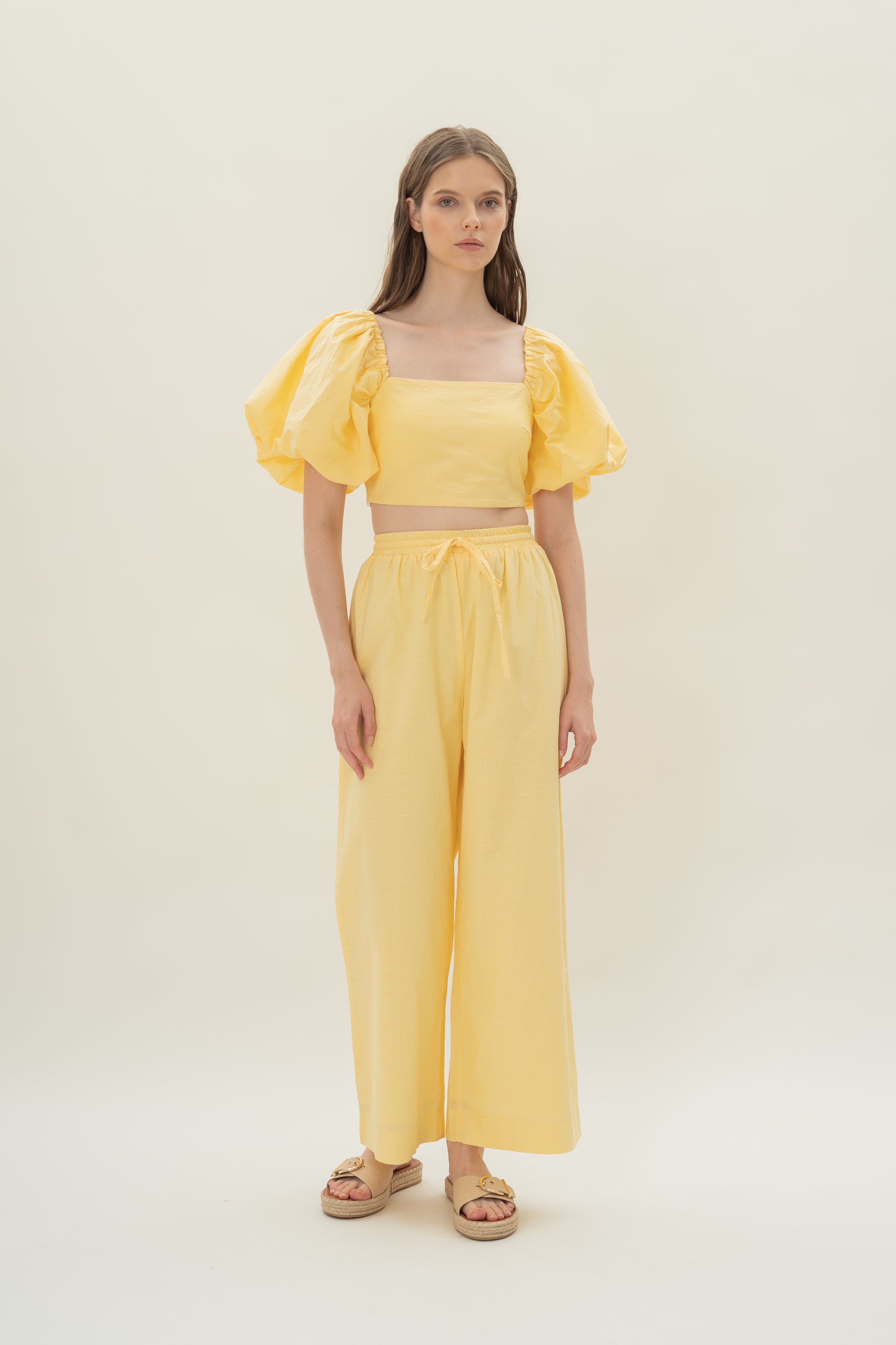 Lined Puffed Sleeve Padded Top in Lemon