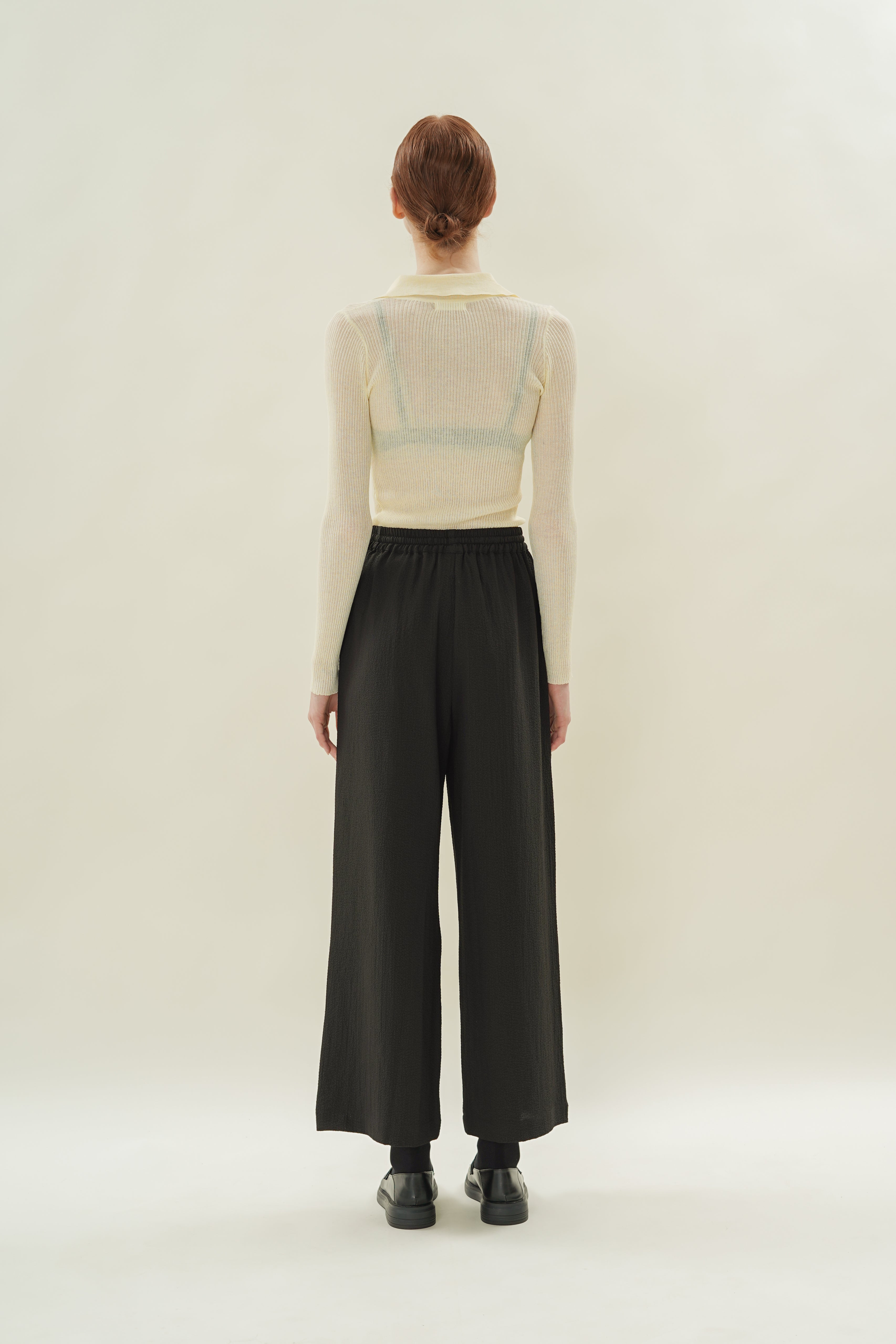 Drawstring Straight-Leg Pants in Black
