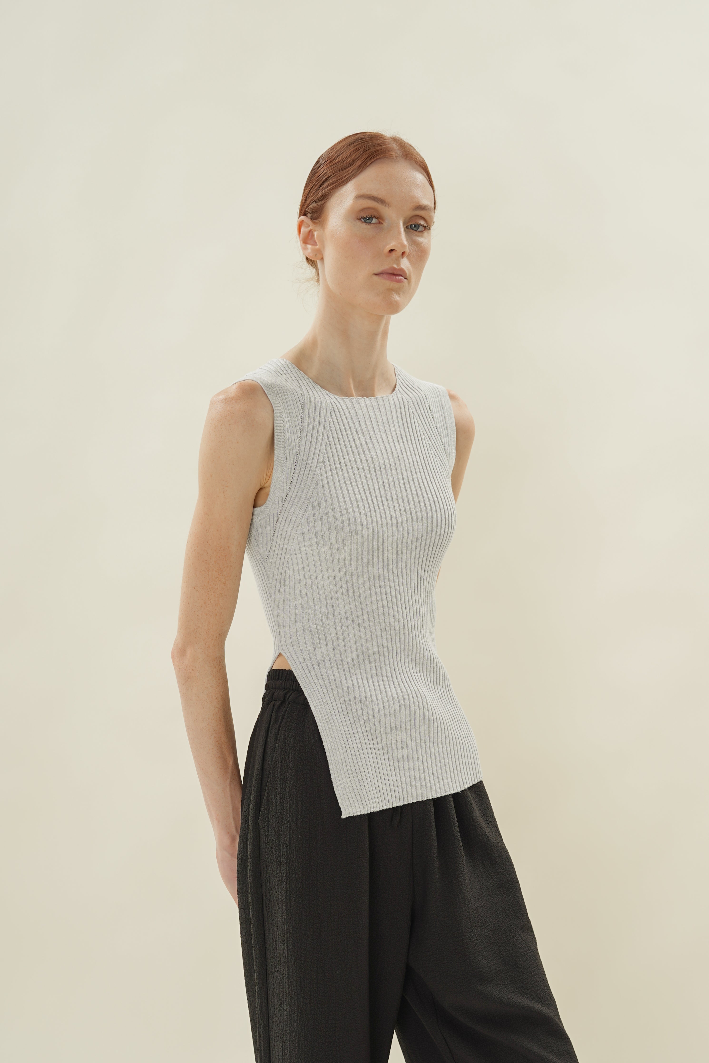 Sleeveless Rib Knit Top With Slit in Heather Grey