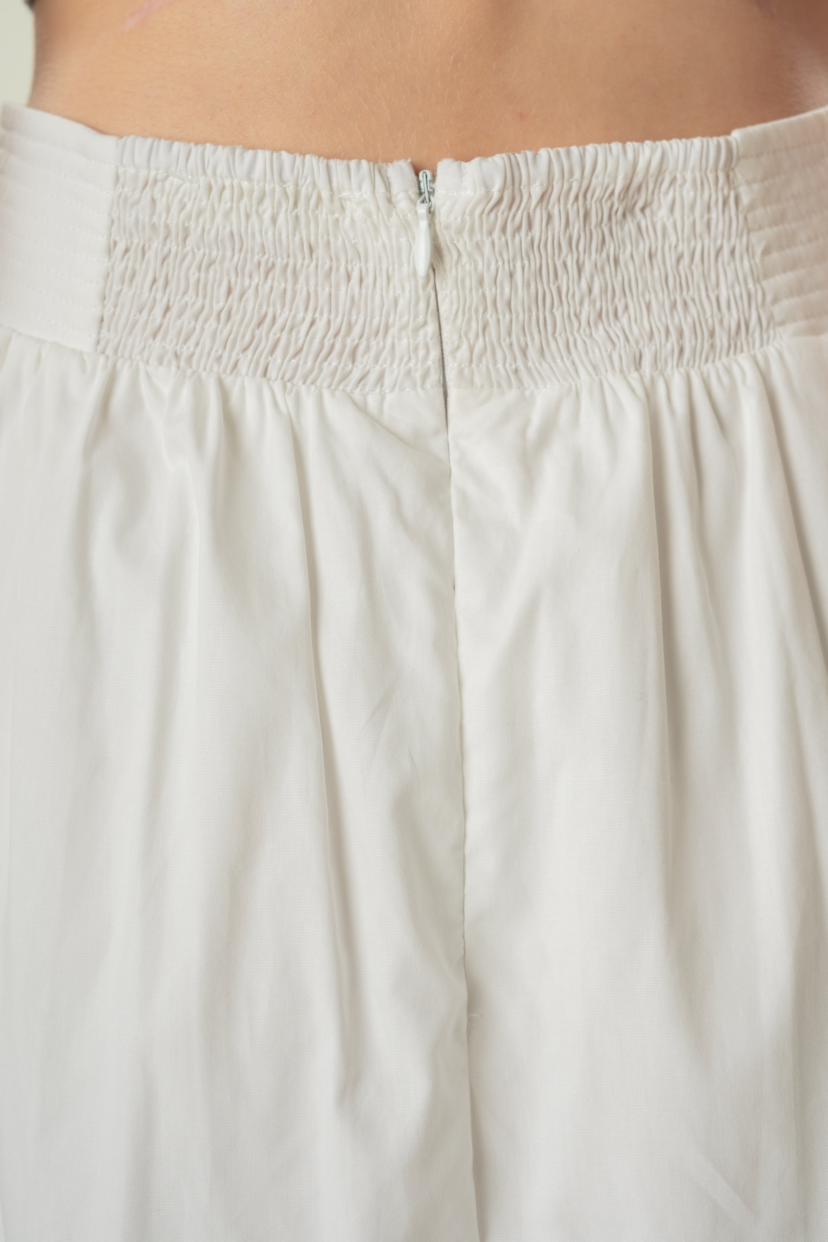 Stitched Waistband Gathered Midi Skirt in White