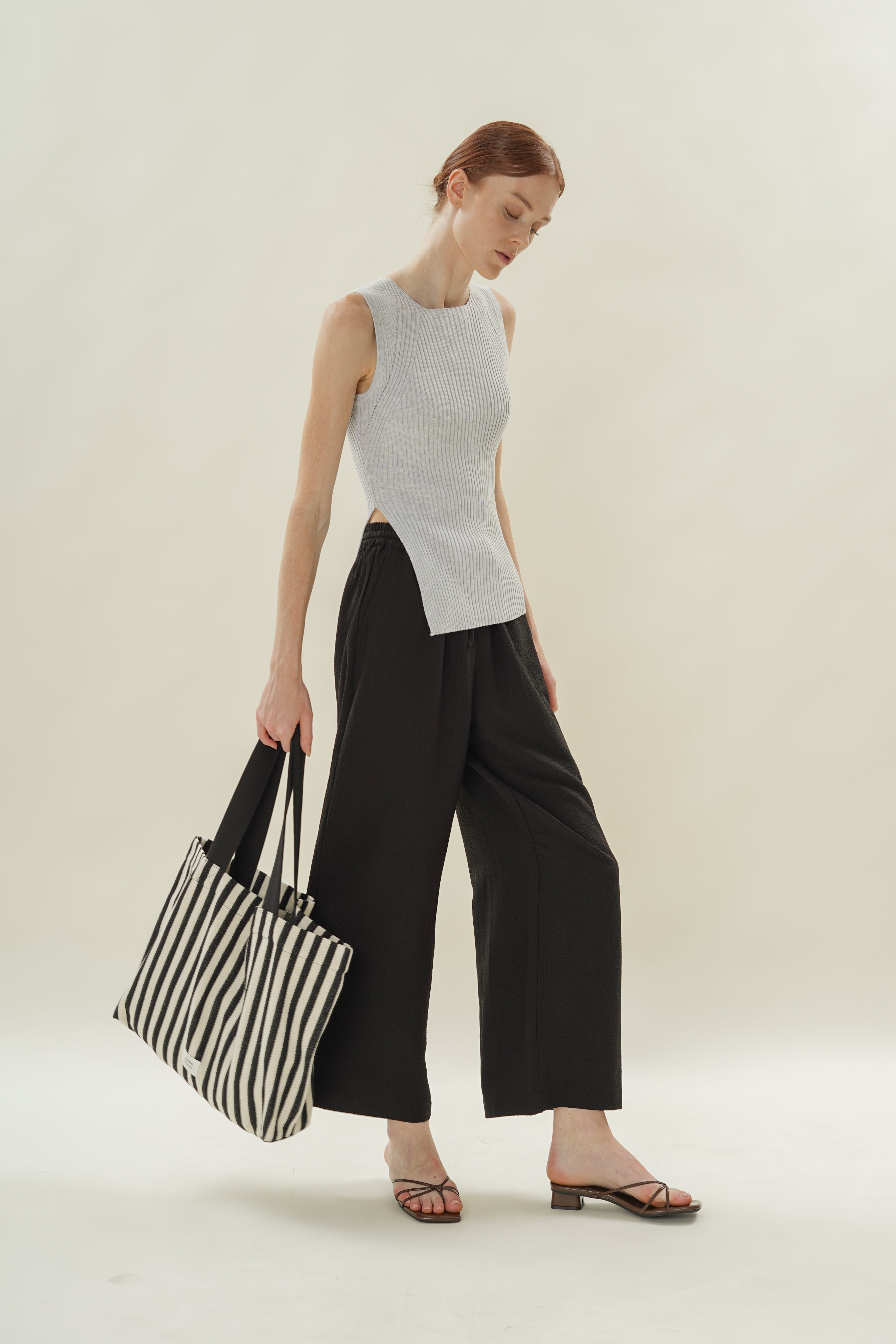 Sleeveless Rib Knit Top With Slit in Heather Grey