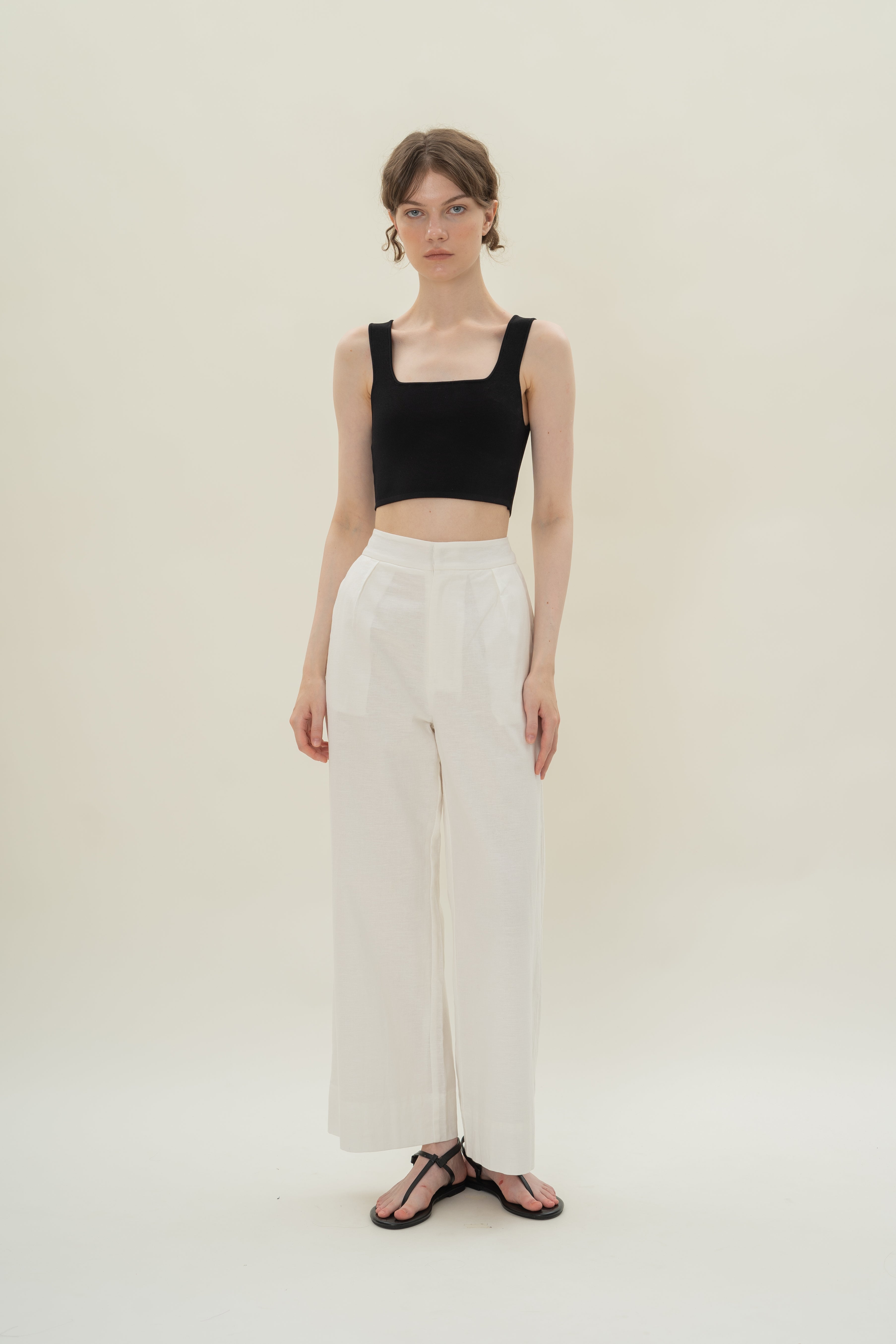 Fitted Knit Cropped Tank in Black