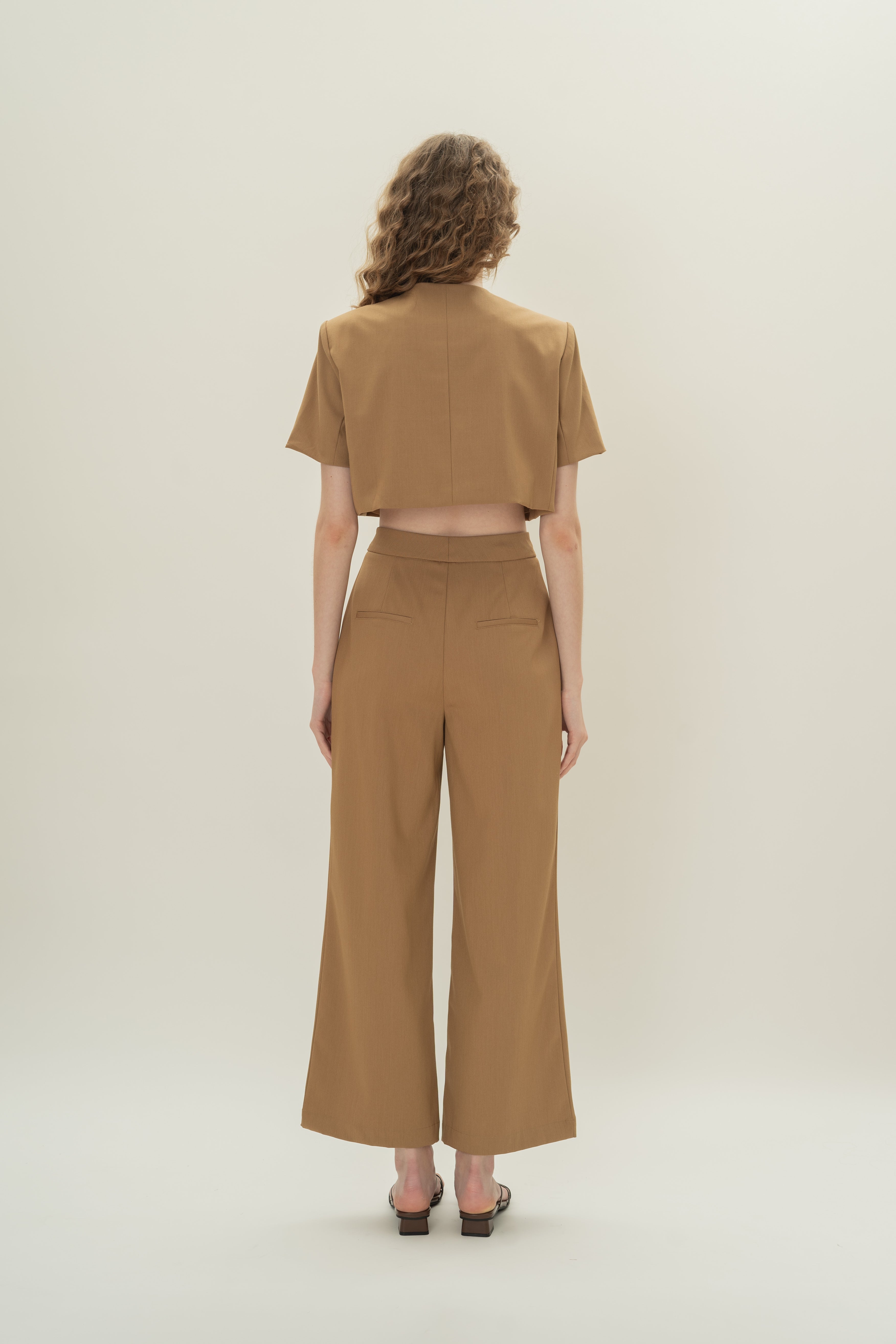 Collarless Short Sleeved Jacket in Camel