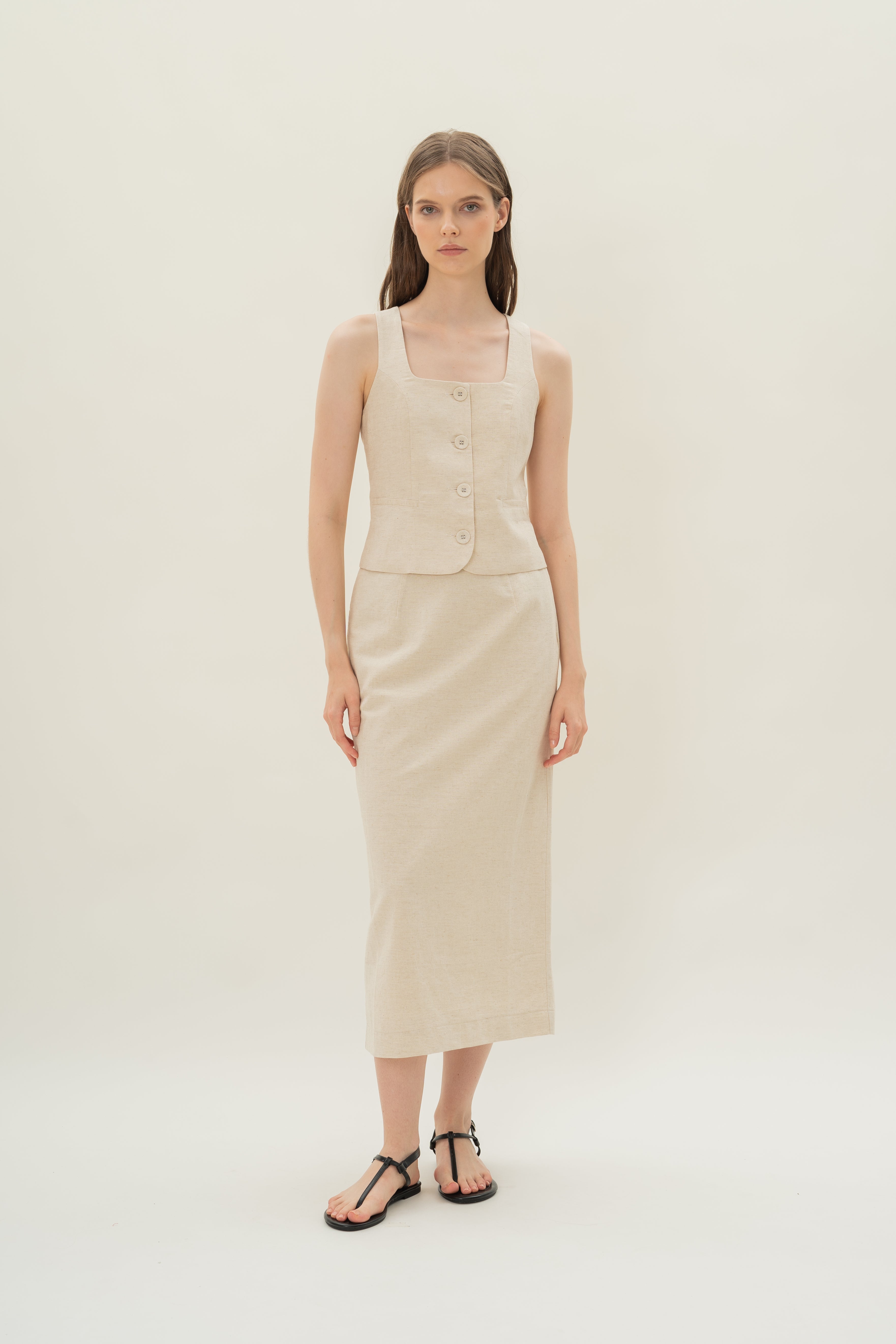 Straight Neck Waistcoat in Natural