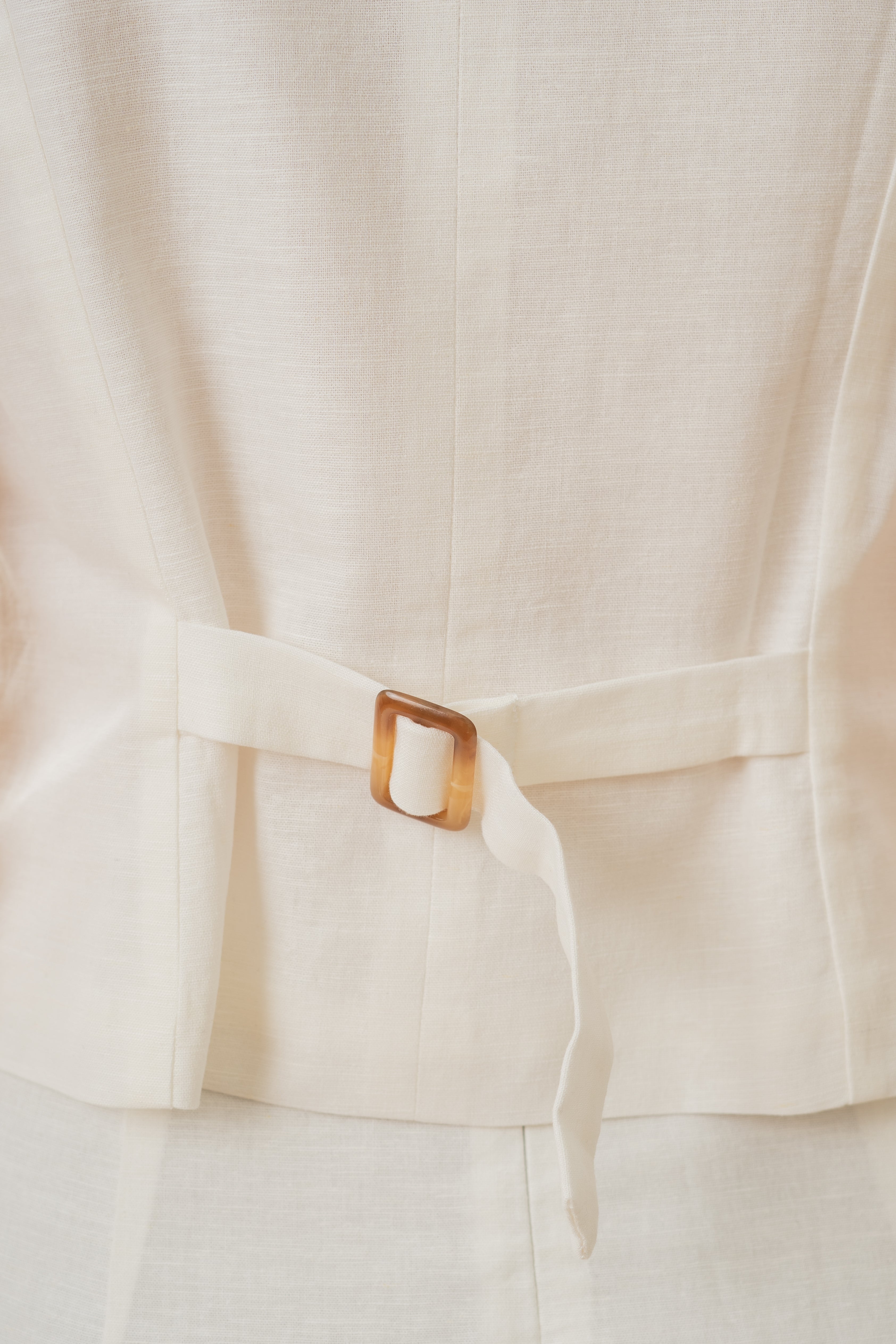 Straight Neck Waistcoat in White