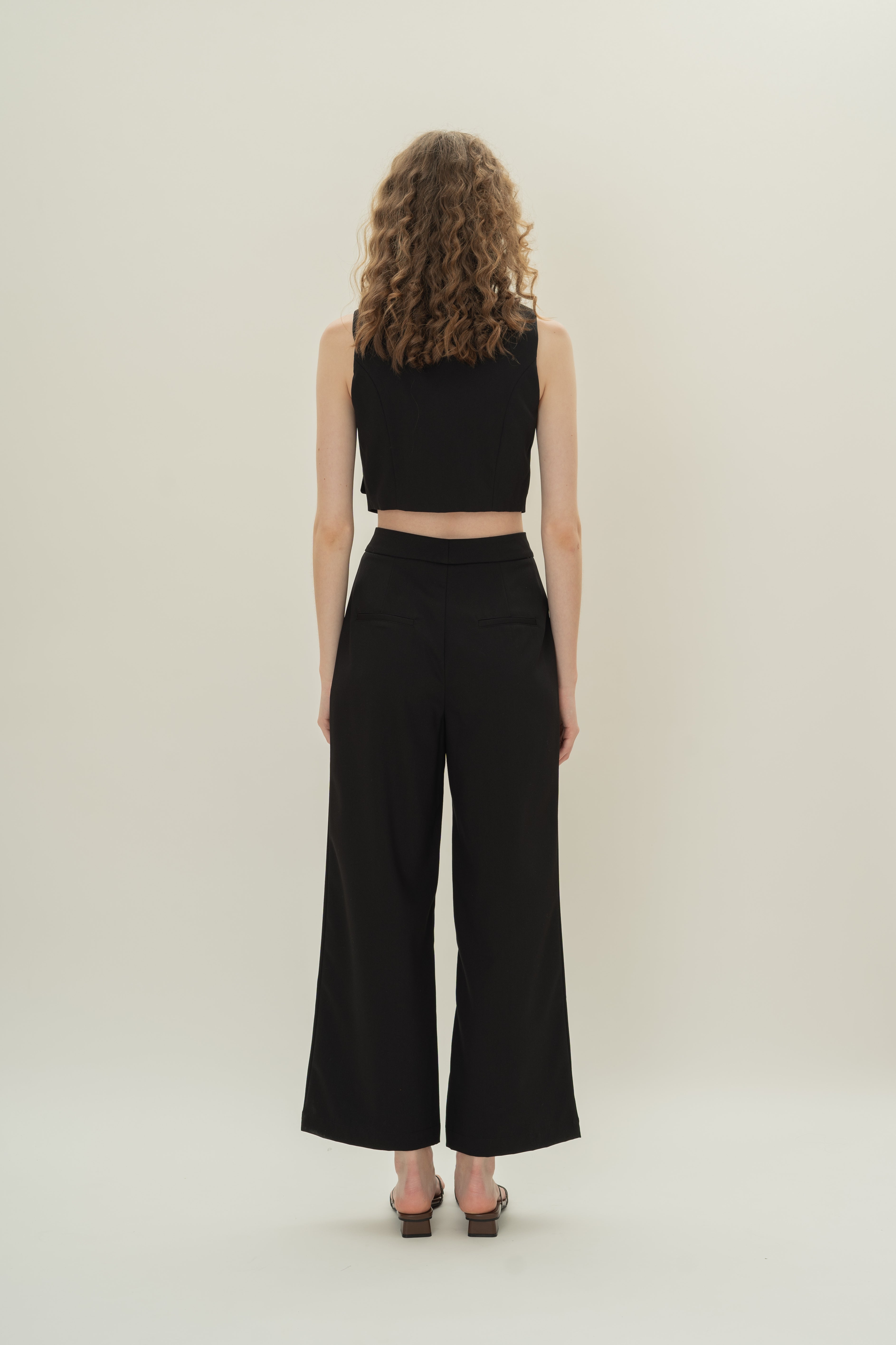 Petite Suiting Pleated Trousers in Black