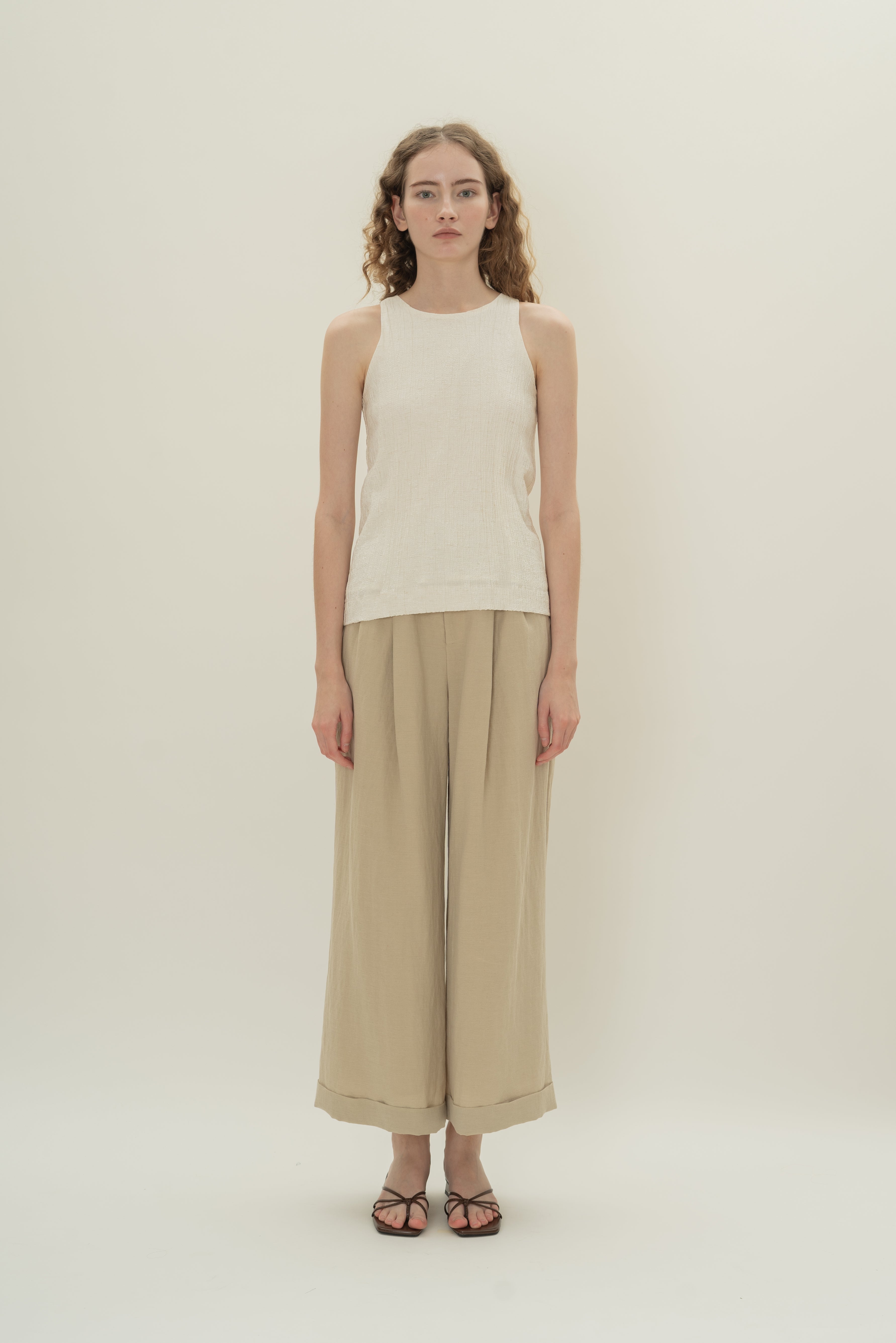 Wide-Leg Pleated Pants in Khaki