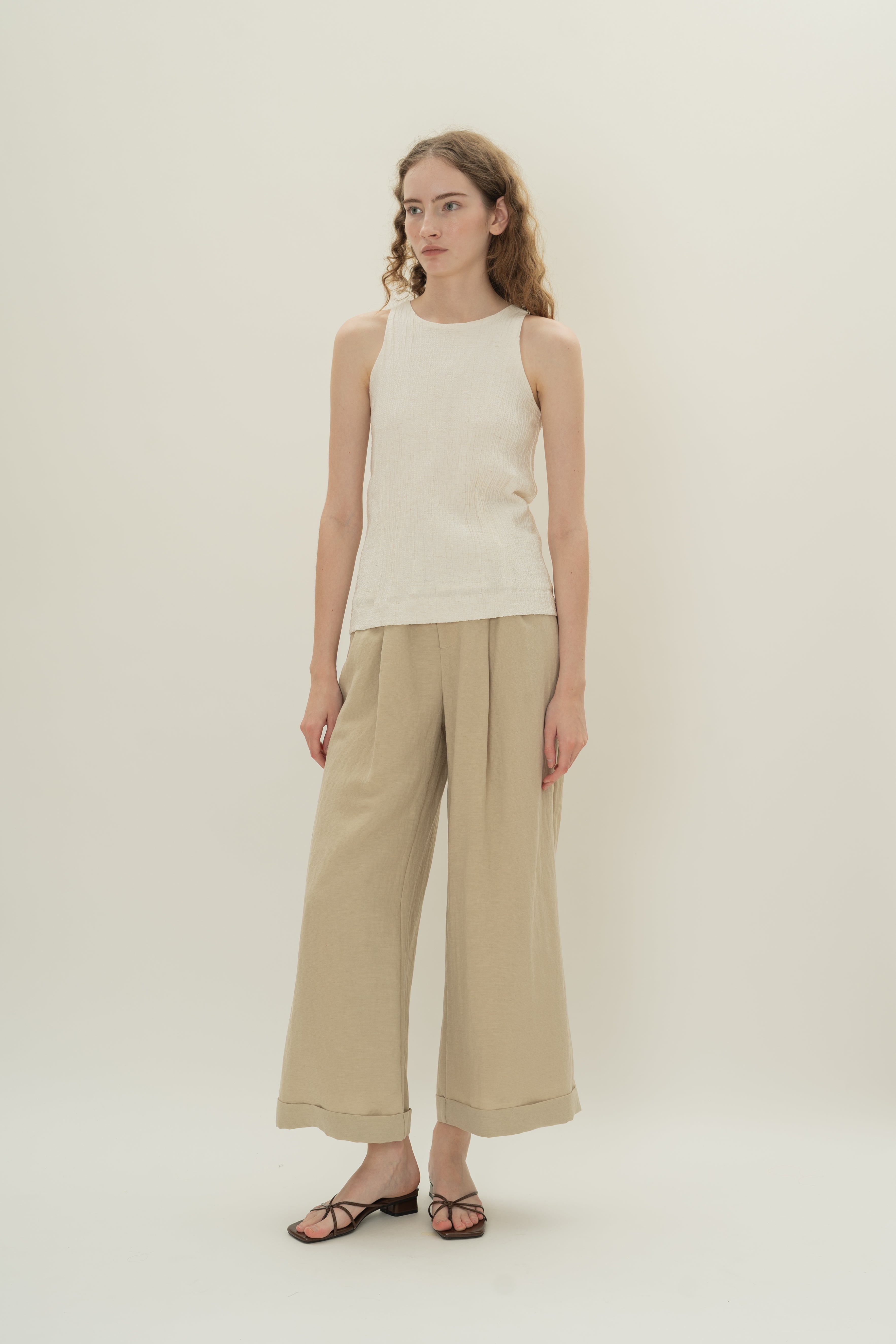 Wide-Leg Pleated Pants in Khaki