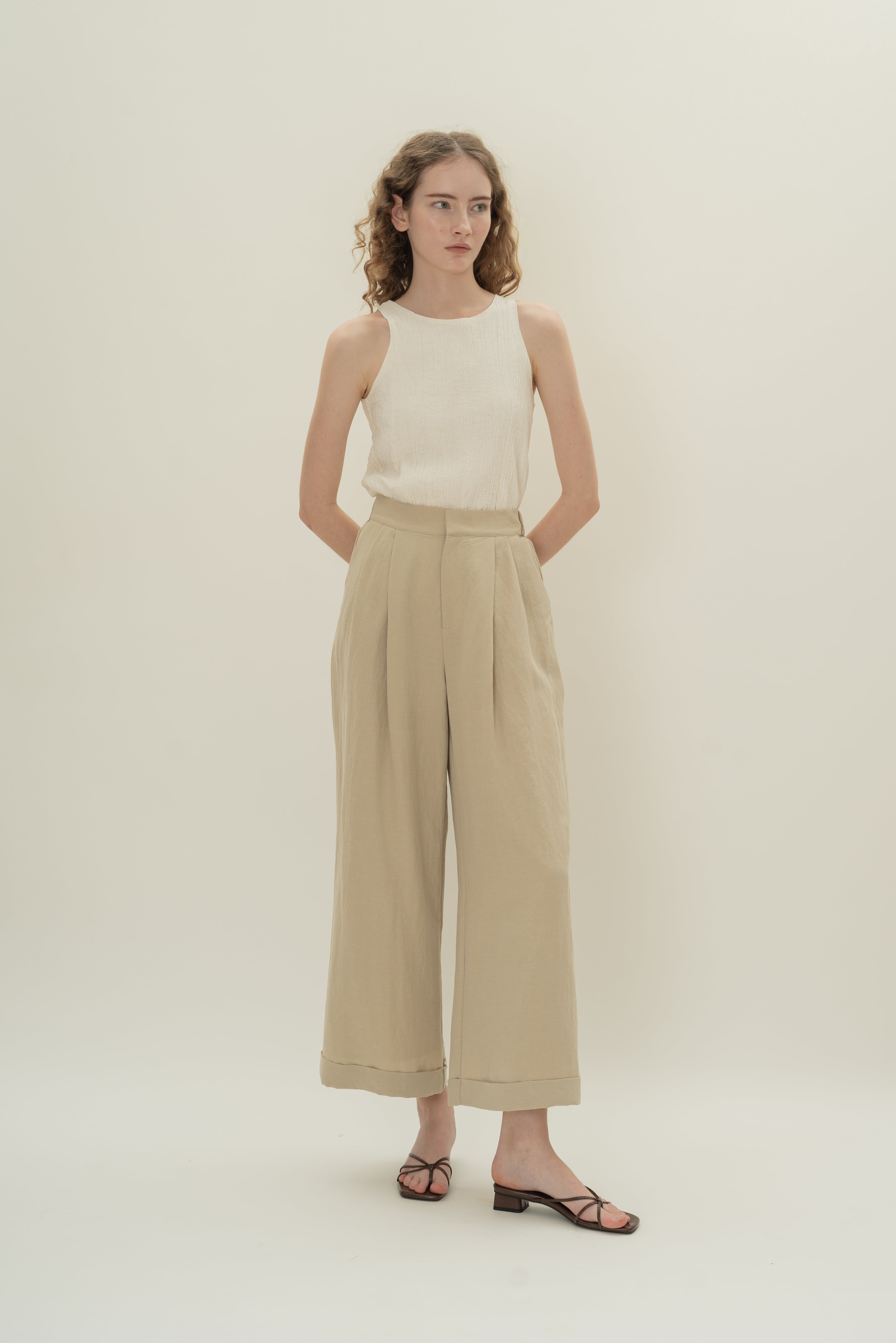 Wide-Leg Pleated Pants in Khaki