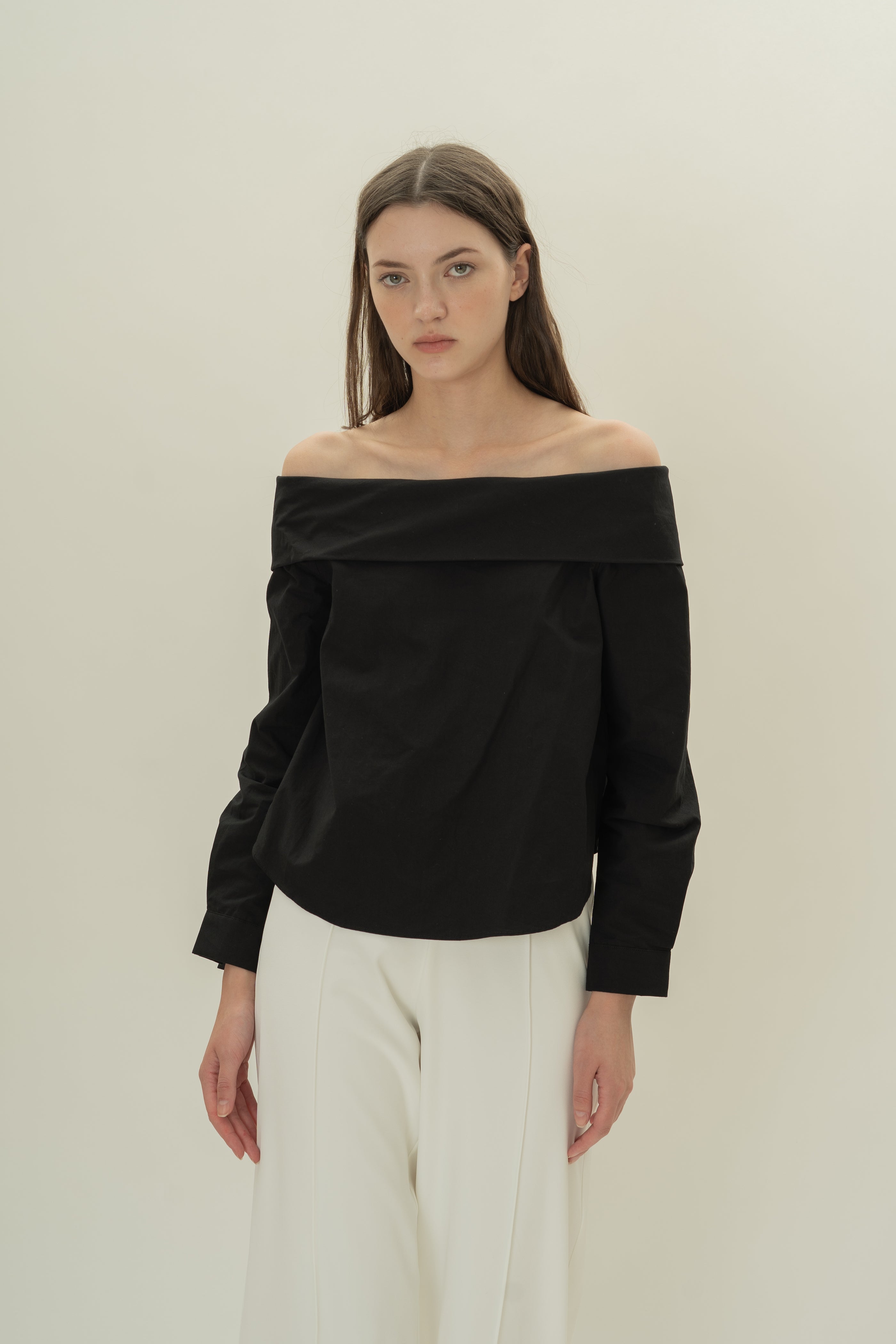 Off Shoulder Long Sleeved Blouse in Black