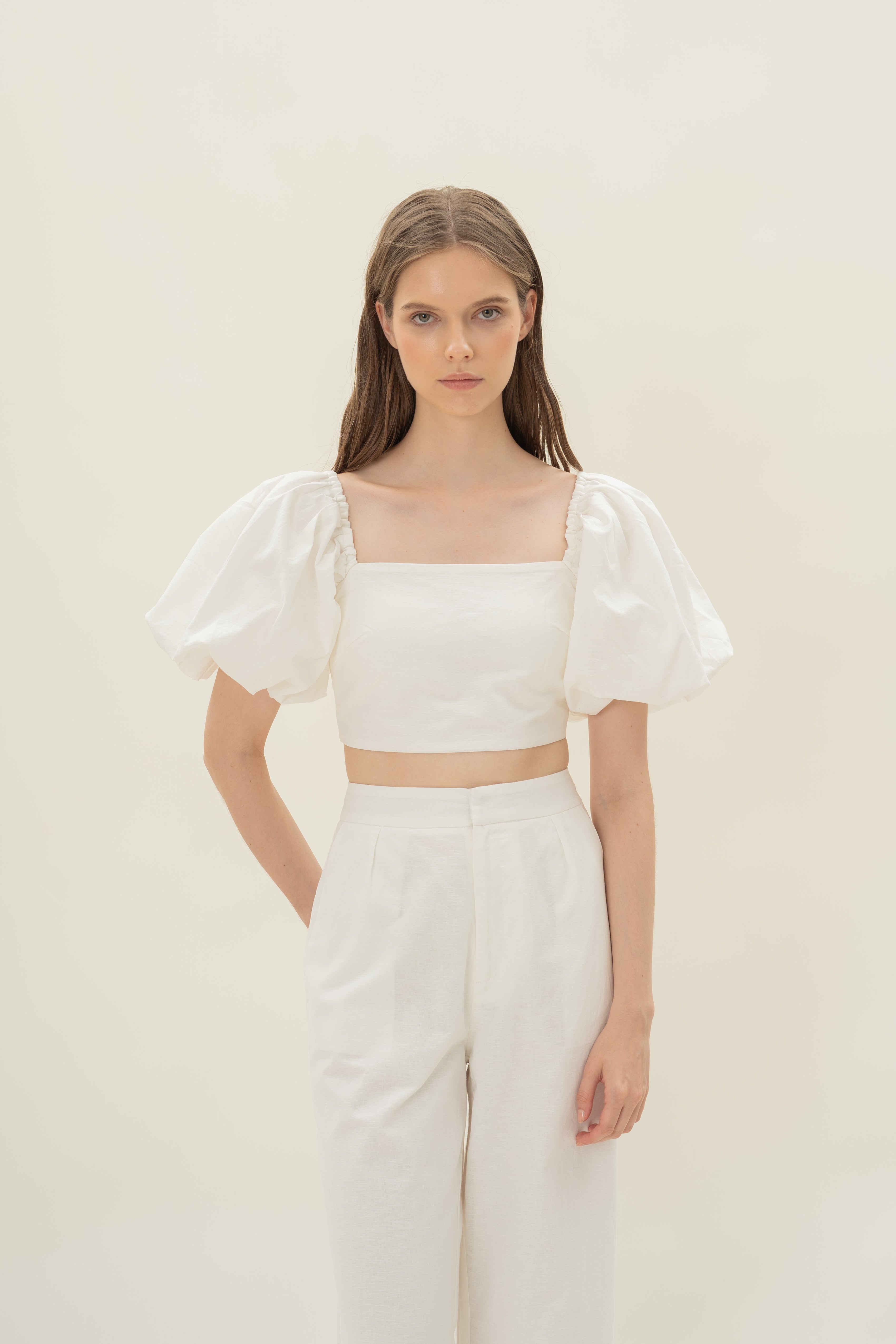 Lined Puffed Sleeve Padded Top in White