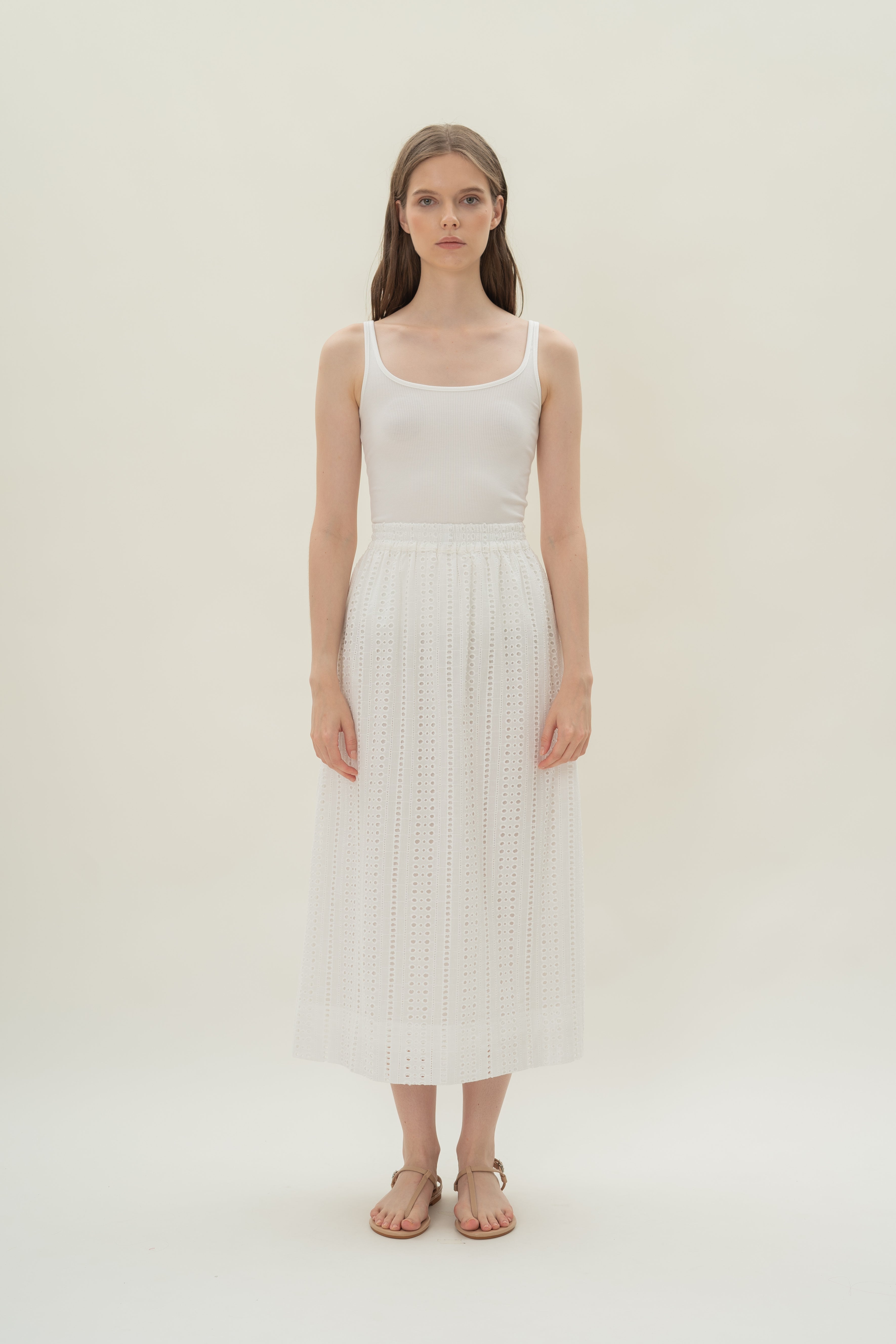 Broderie Anglaise Gathered Waist Skirt in White