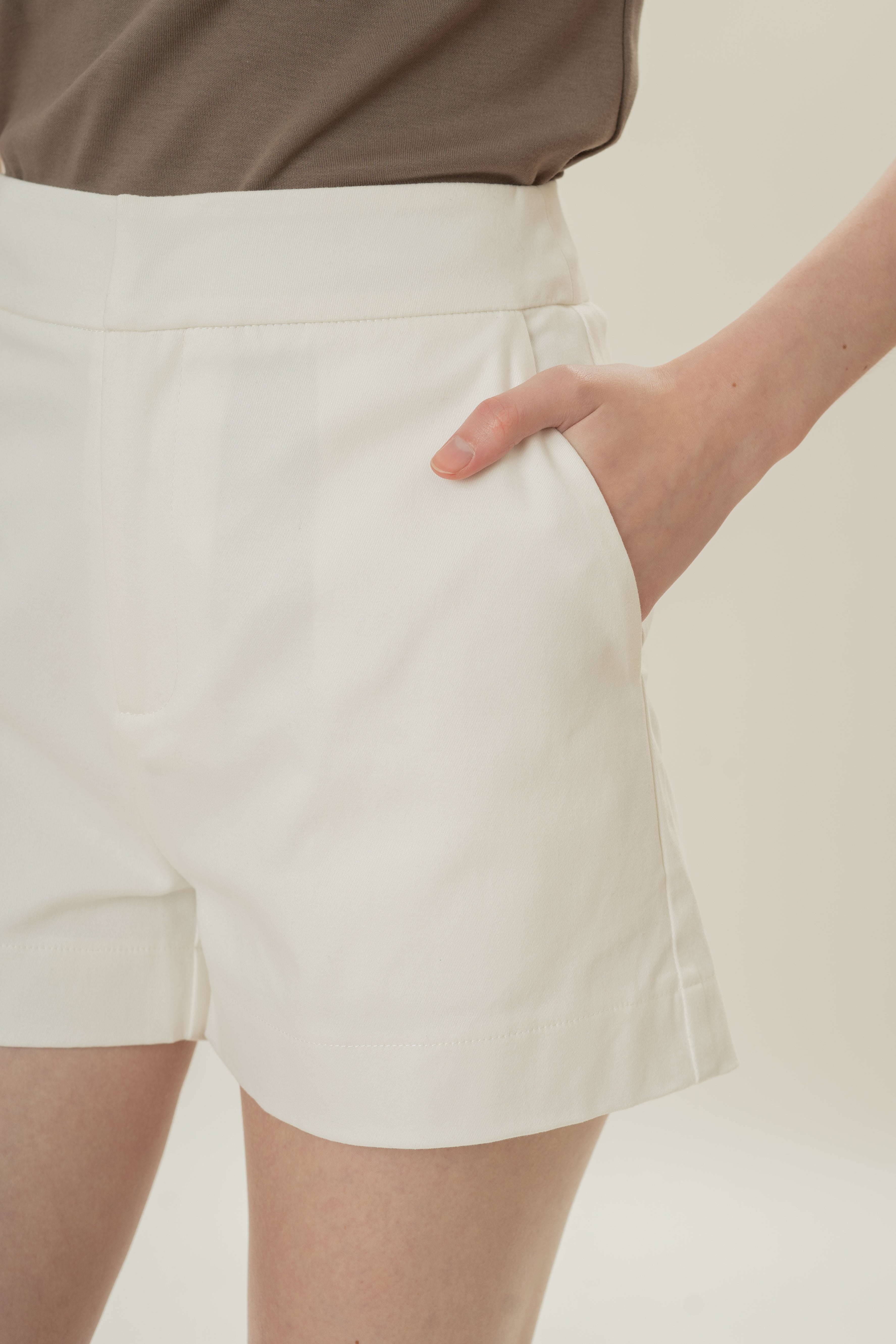 Classic Cotton Shorts in White
