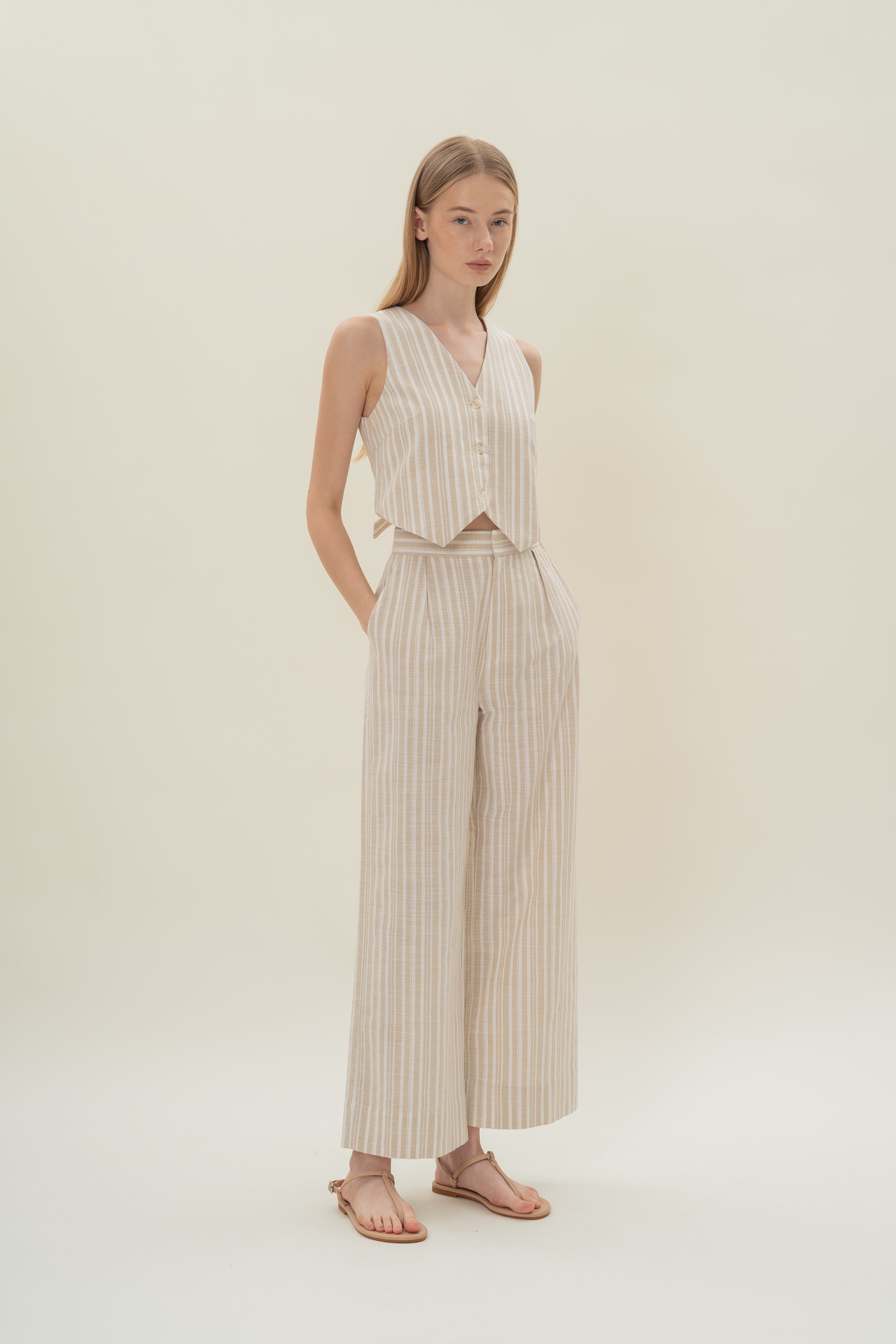 Pleated Linen Trousers in Oasis Stripes