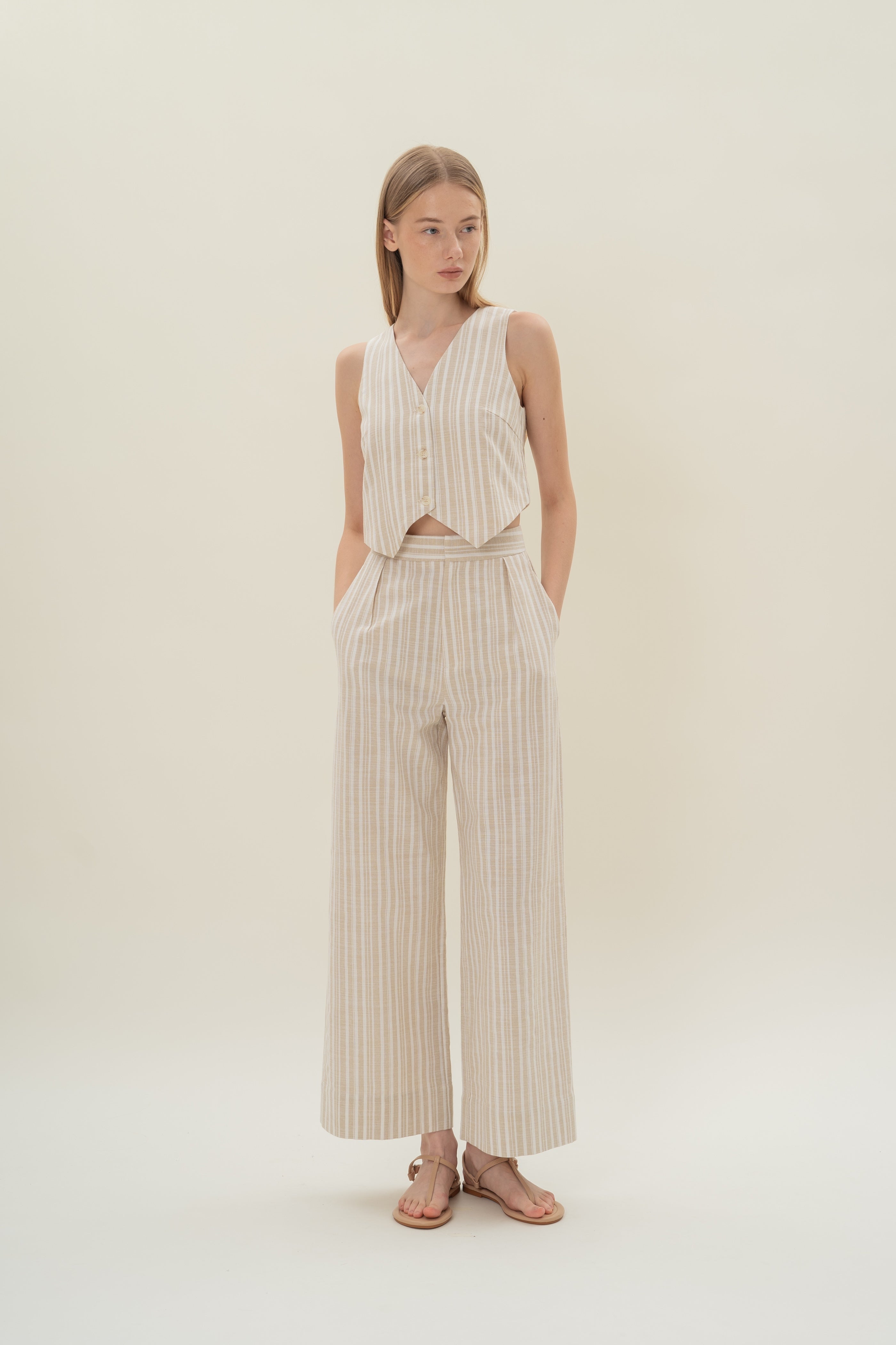 Pleated Linen Trousers in Oasis Stripes