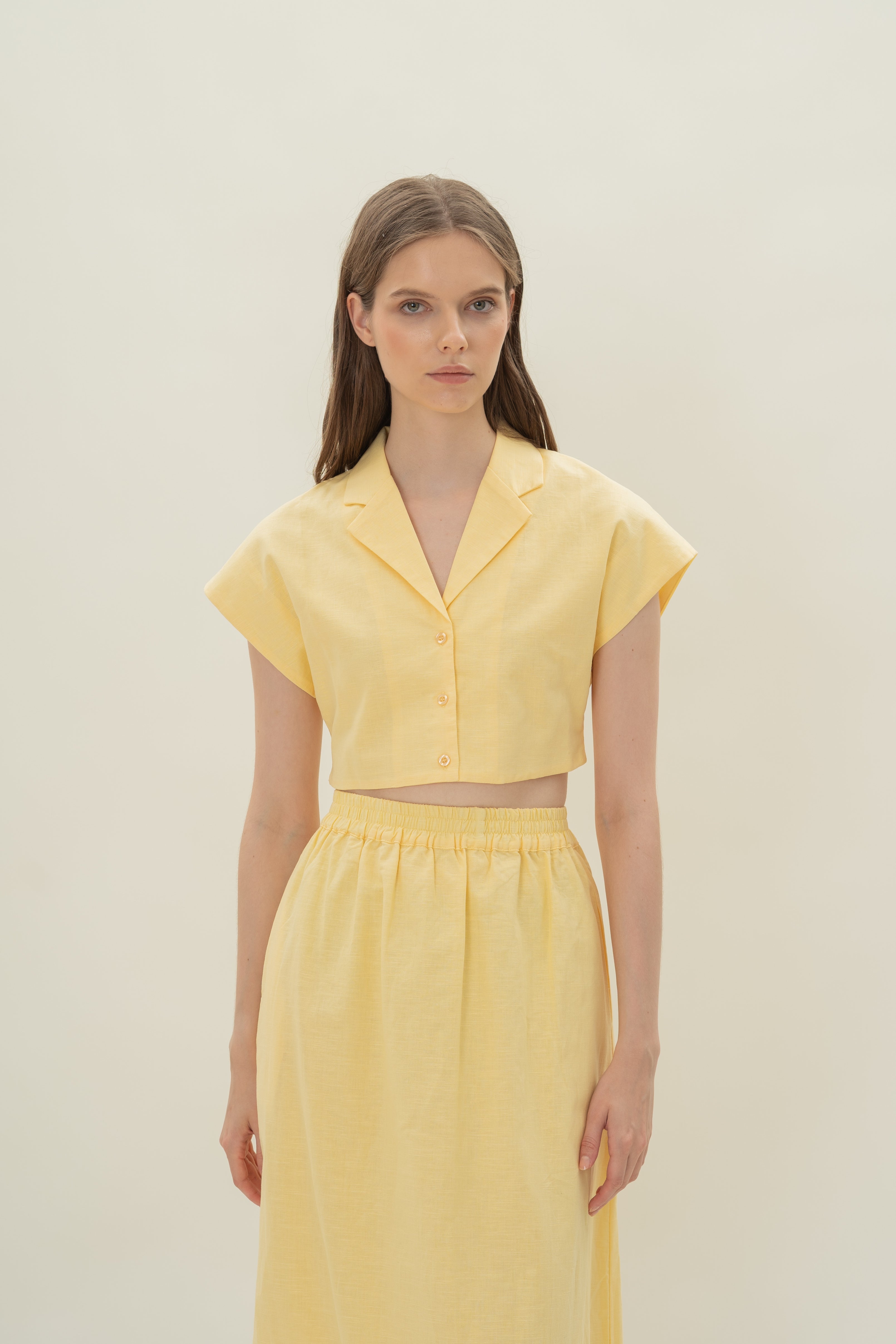 Linen Cropped Lapel Shirt in Lemon