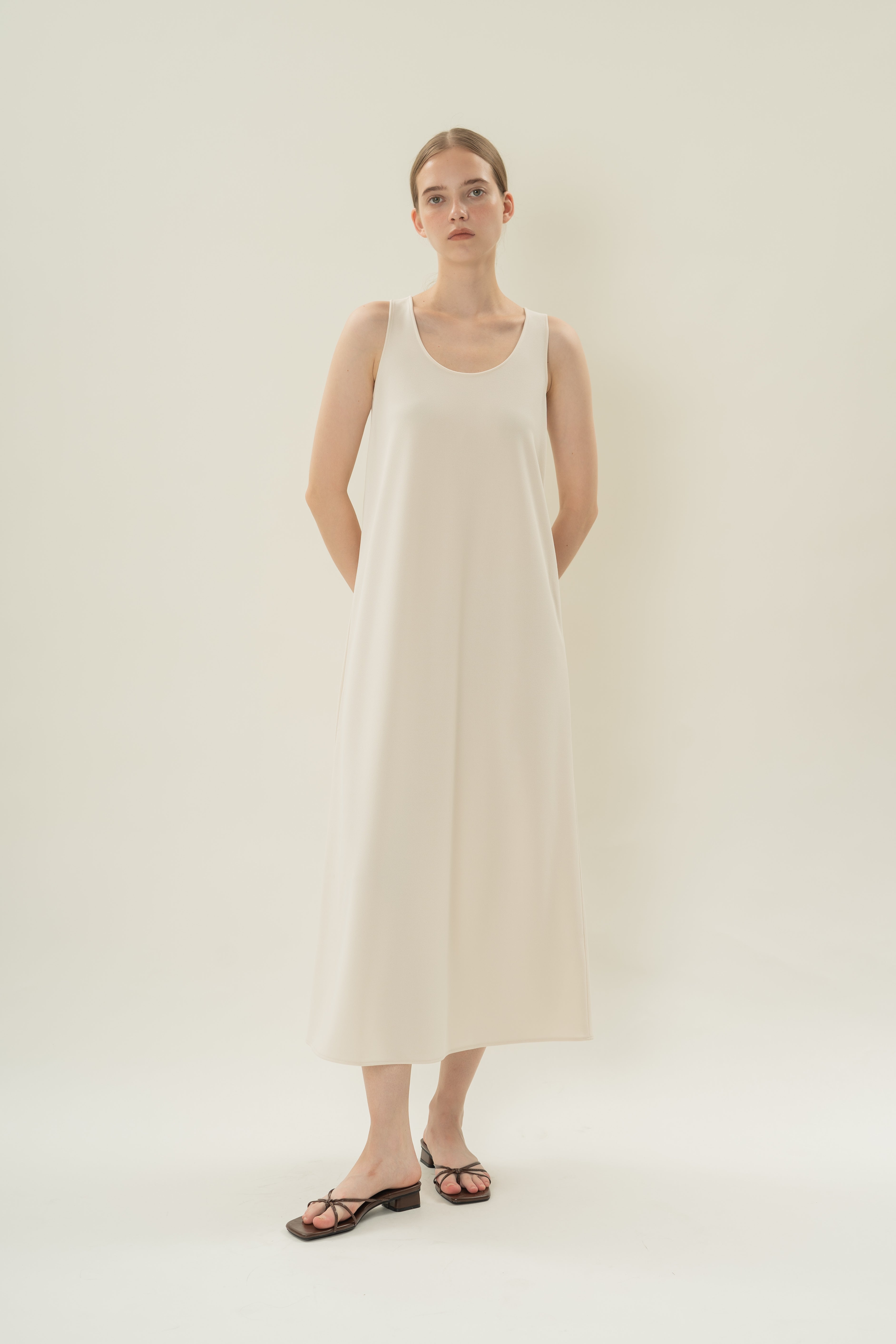 Scoop Neck Sleeveless A-Line Dress in Natural