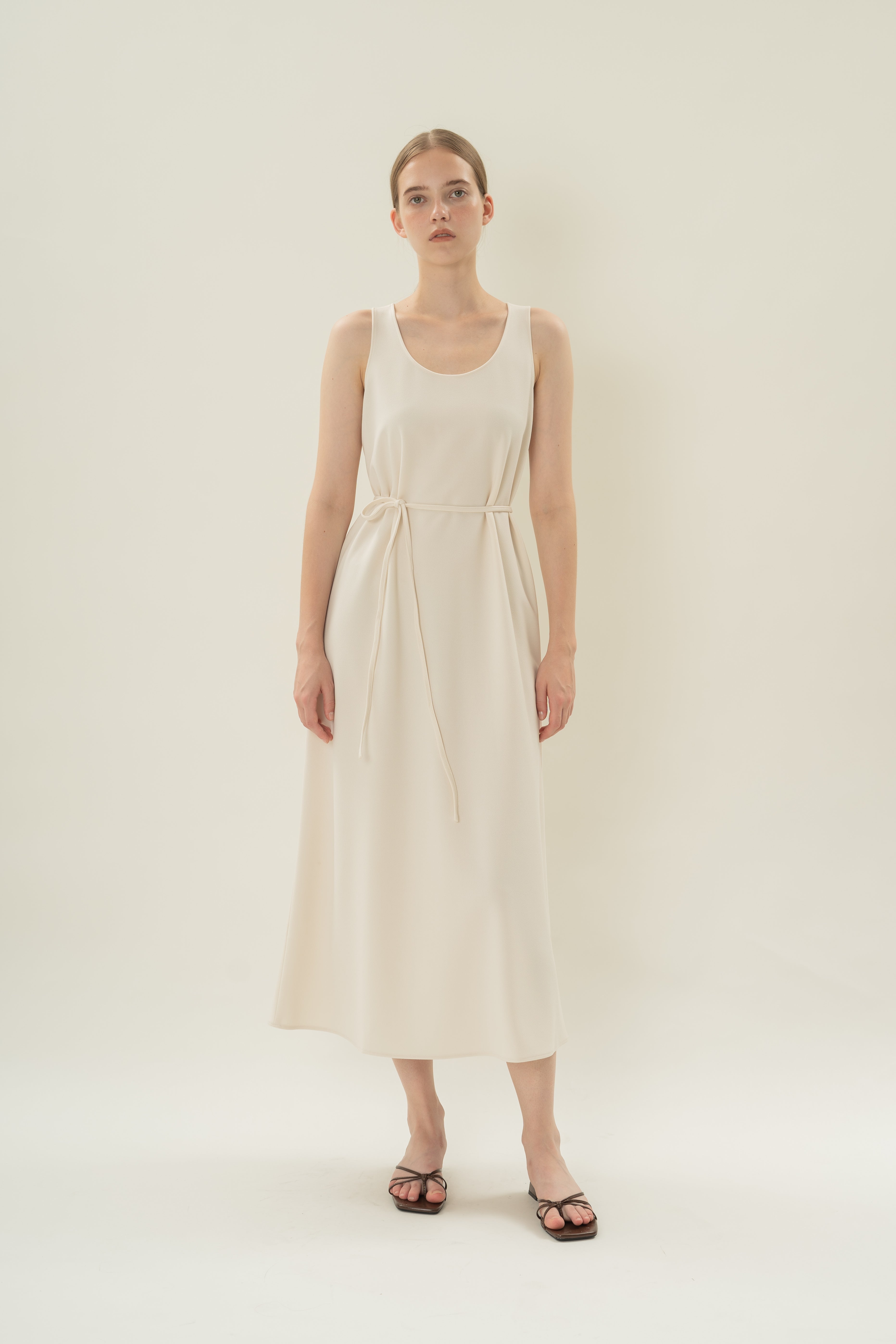 Scoop Neck Sleeveless A-Line Dress in Natural