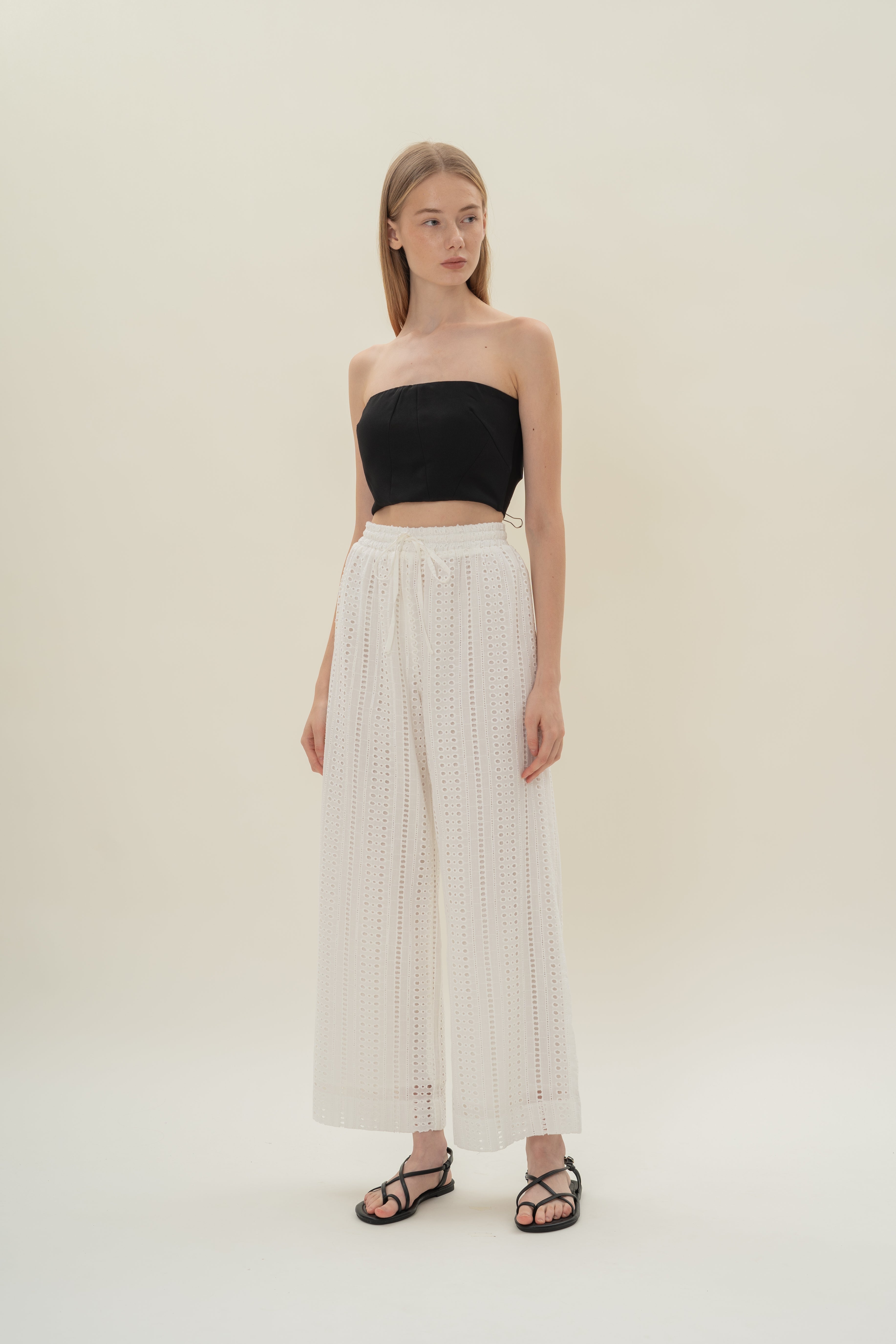 Peru Broderie Anglaise Relaxed Pants in White