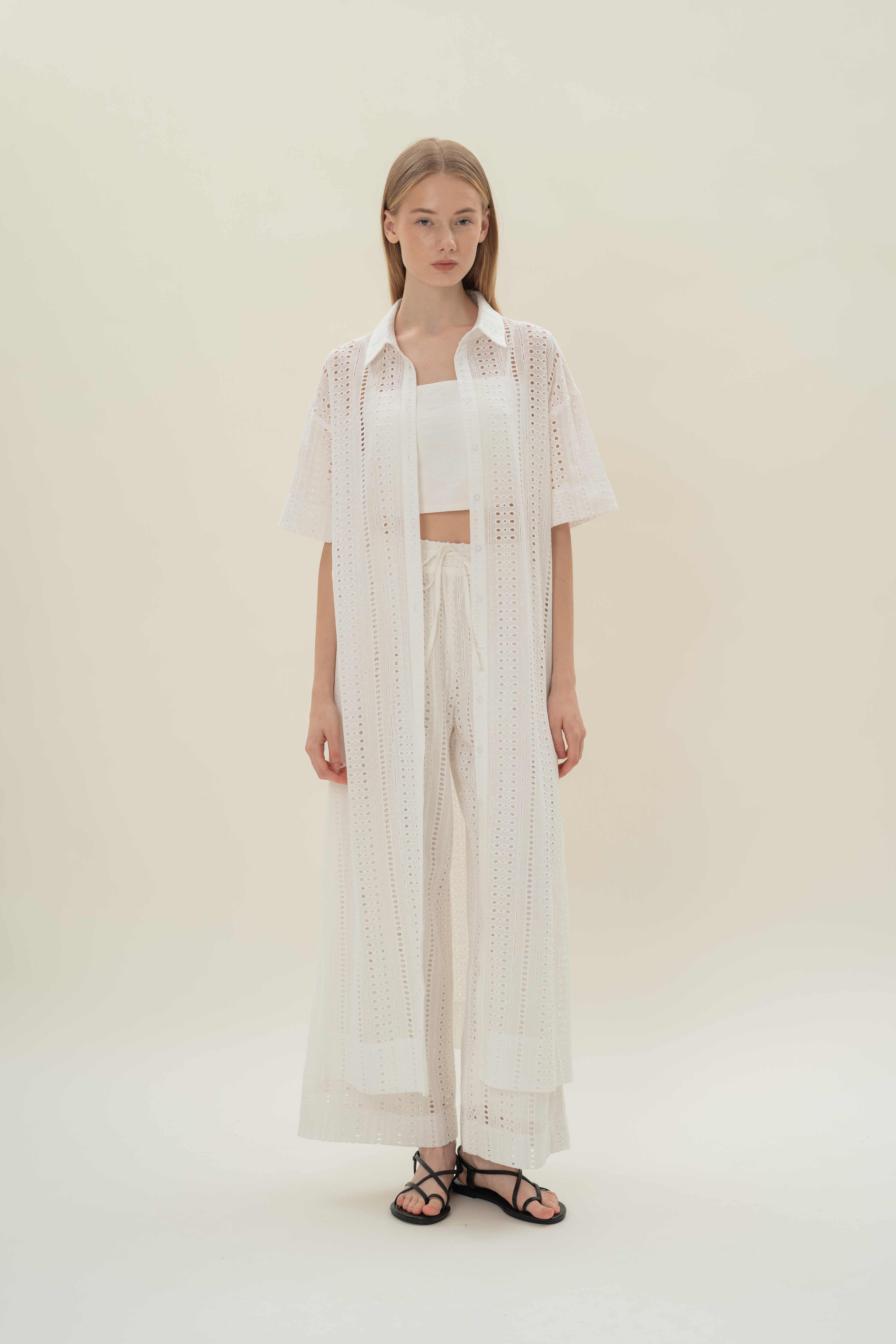 Peru Broderie Anglaise Long Overshirt in White