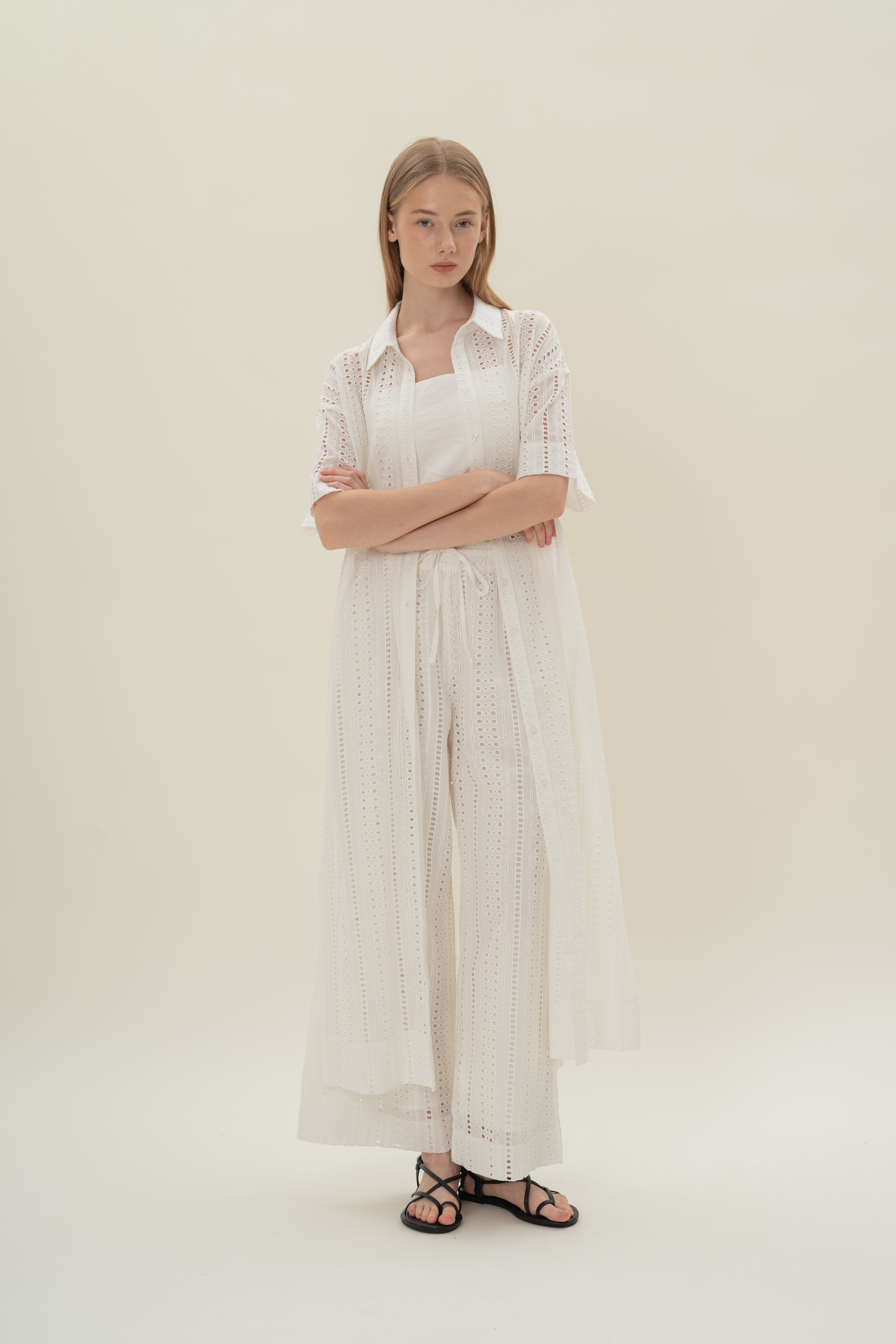 Peru Broderie Anglaise Long Overshirt in White