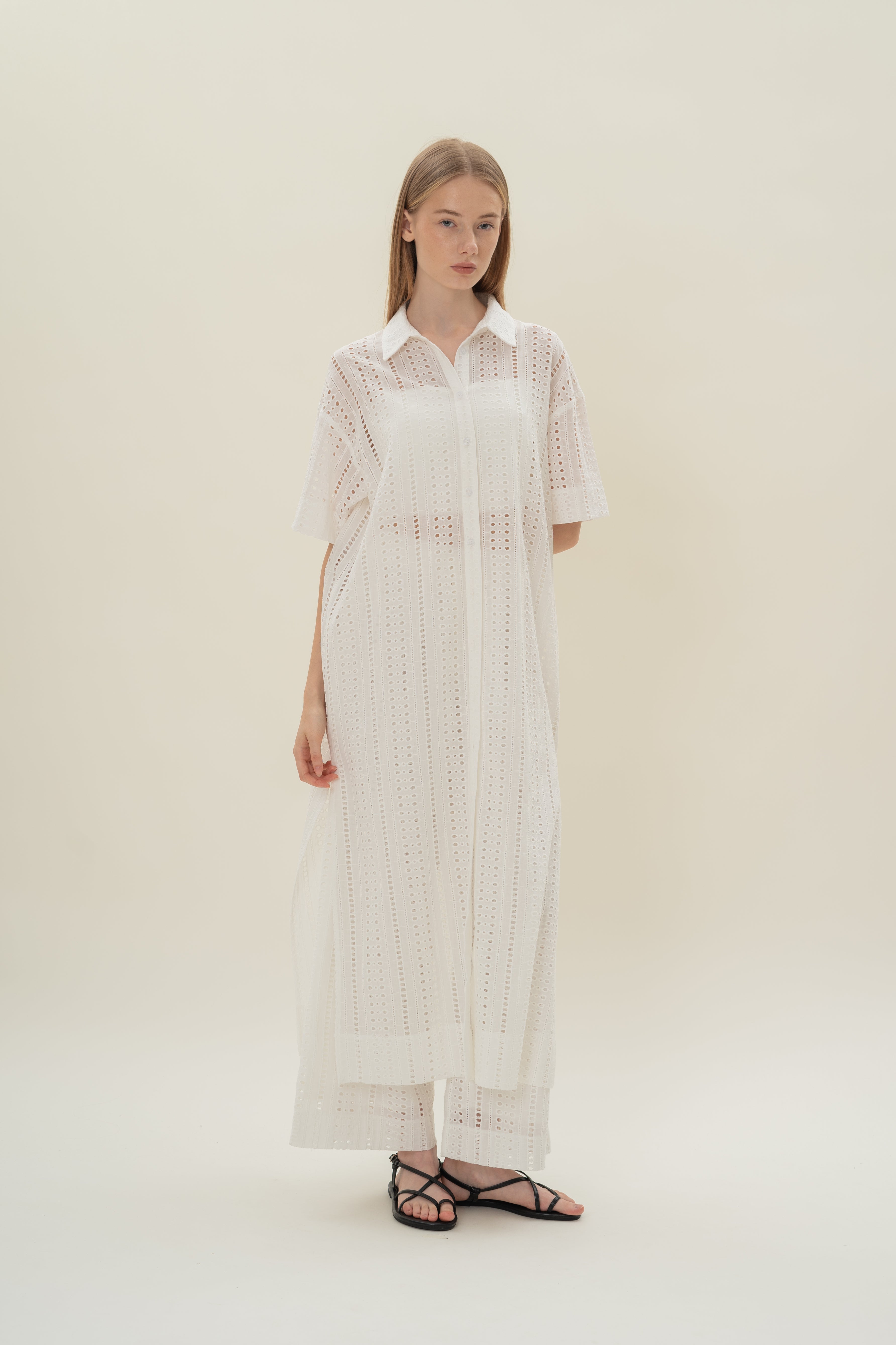 Peru Broderie Anglaise Long Overshirt in White