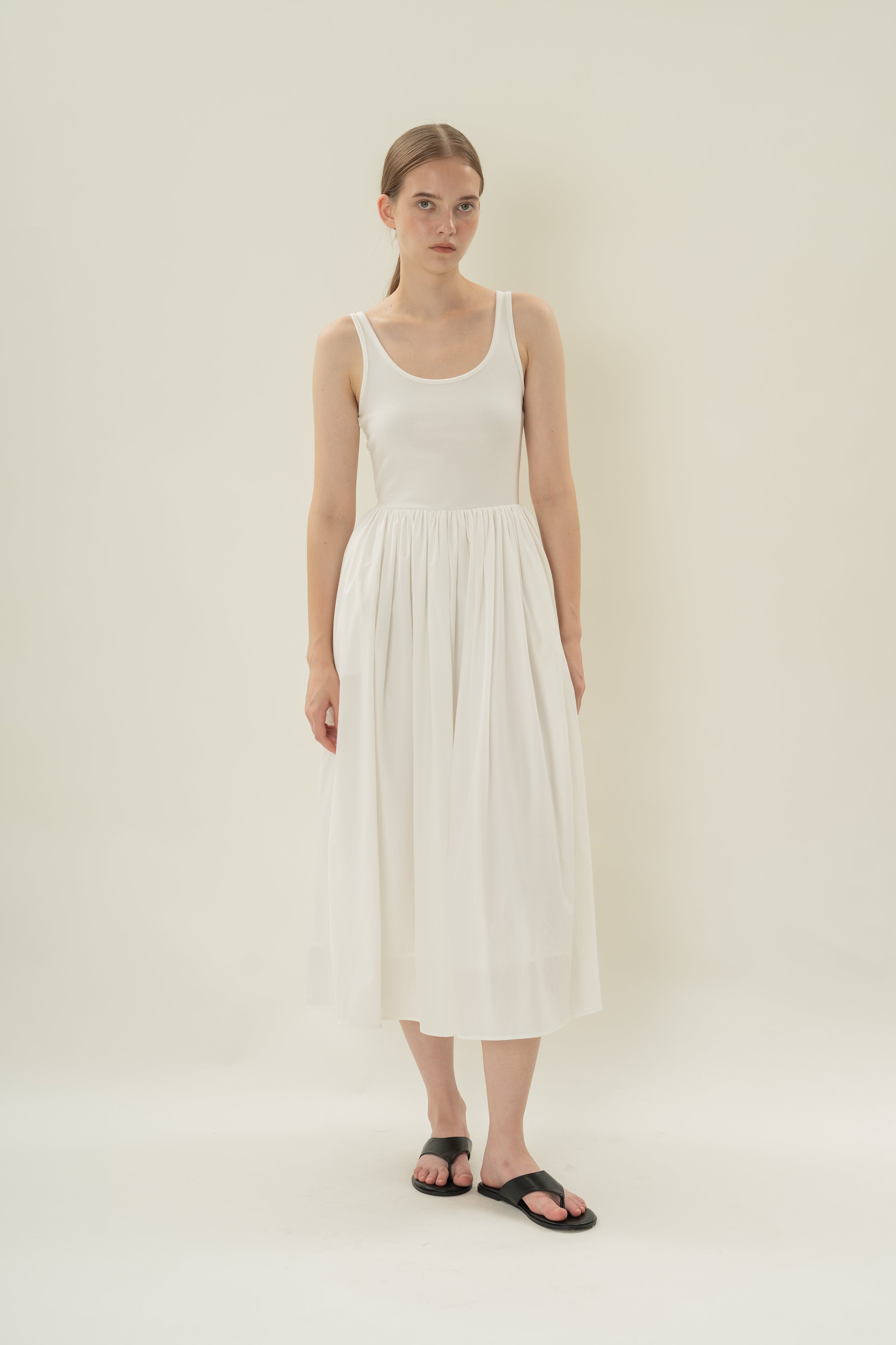 Scoop Neck Contrast Panel Midi Dress in White