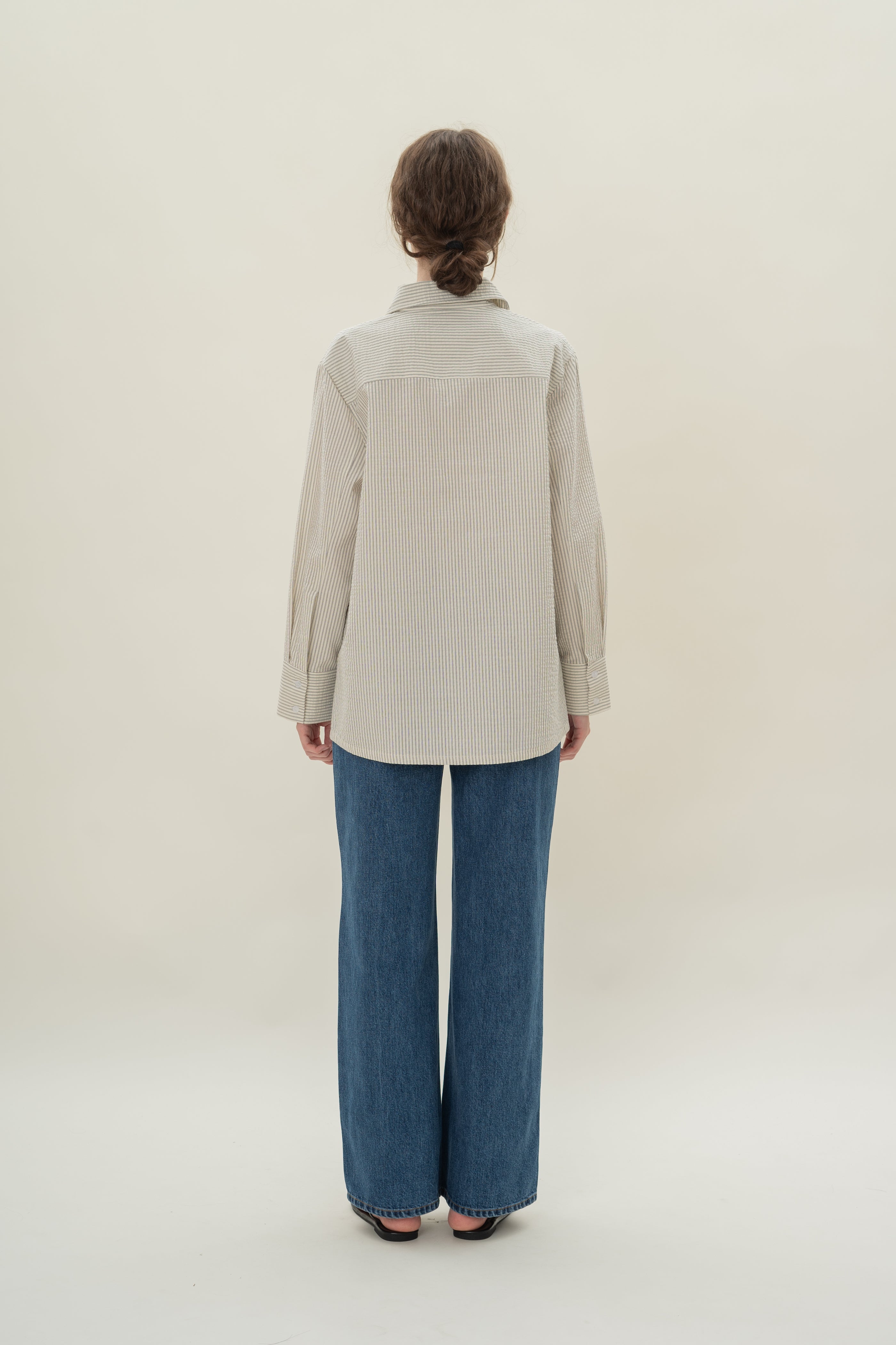 Oversized Wrap Shirt in Seersucker Blue Stripes