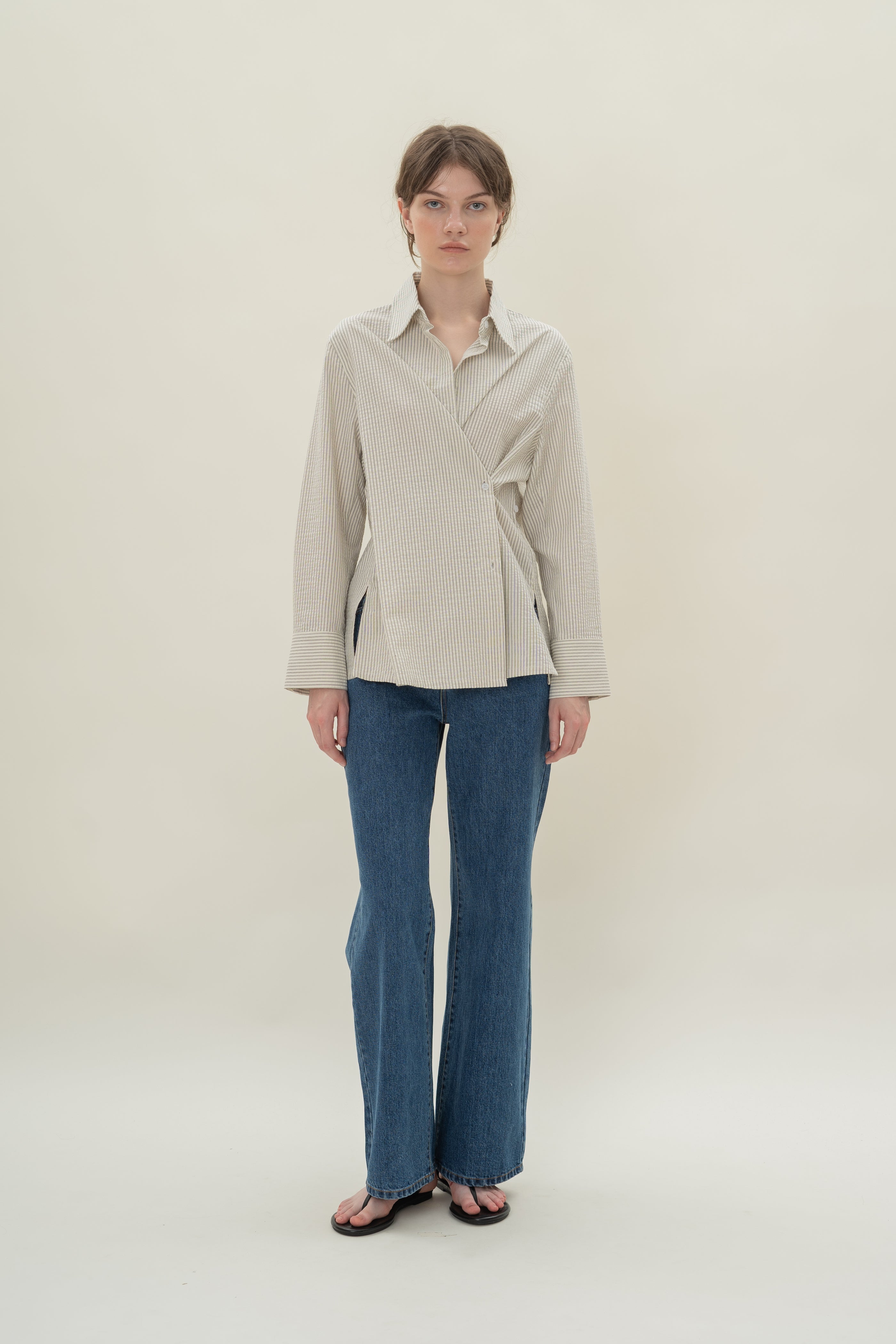 Oversized Wrap Shirt in Seersucker Blue Stripes