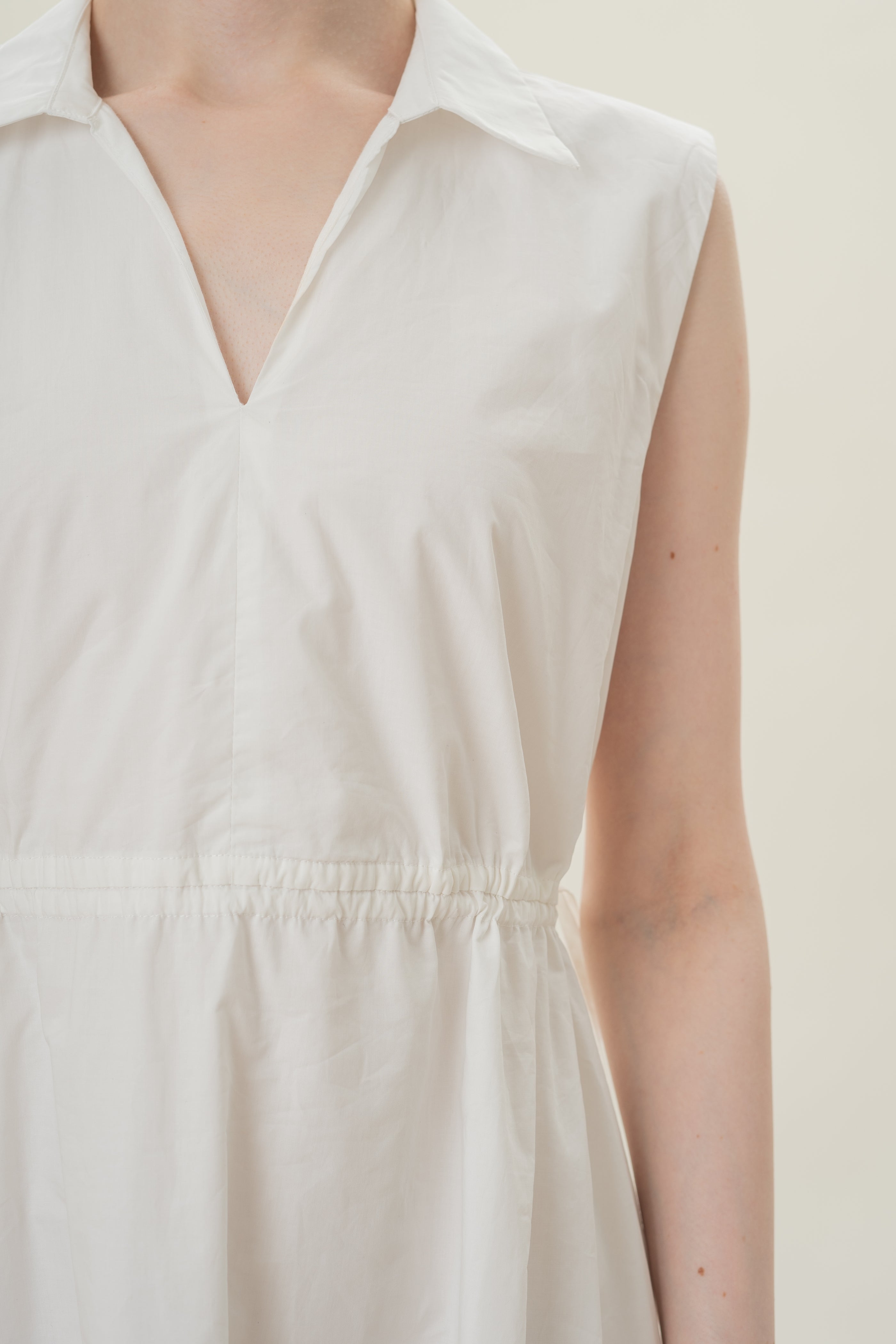 Collared Dress With Cut-Out in White