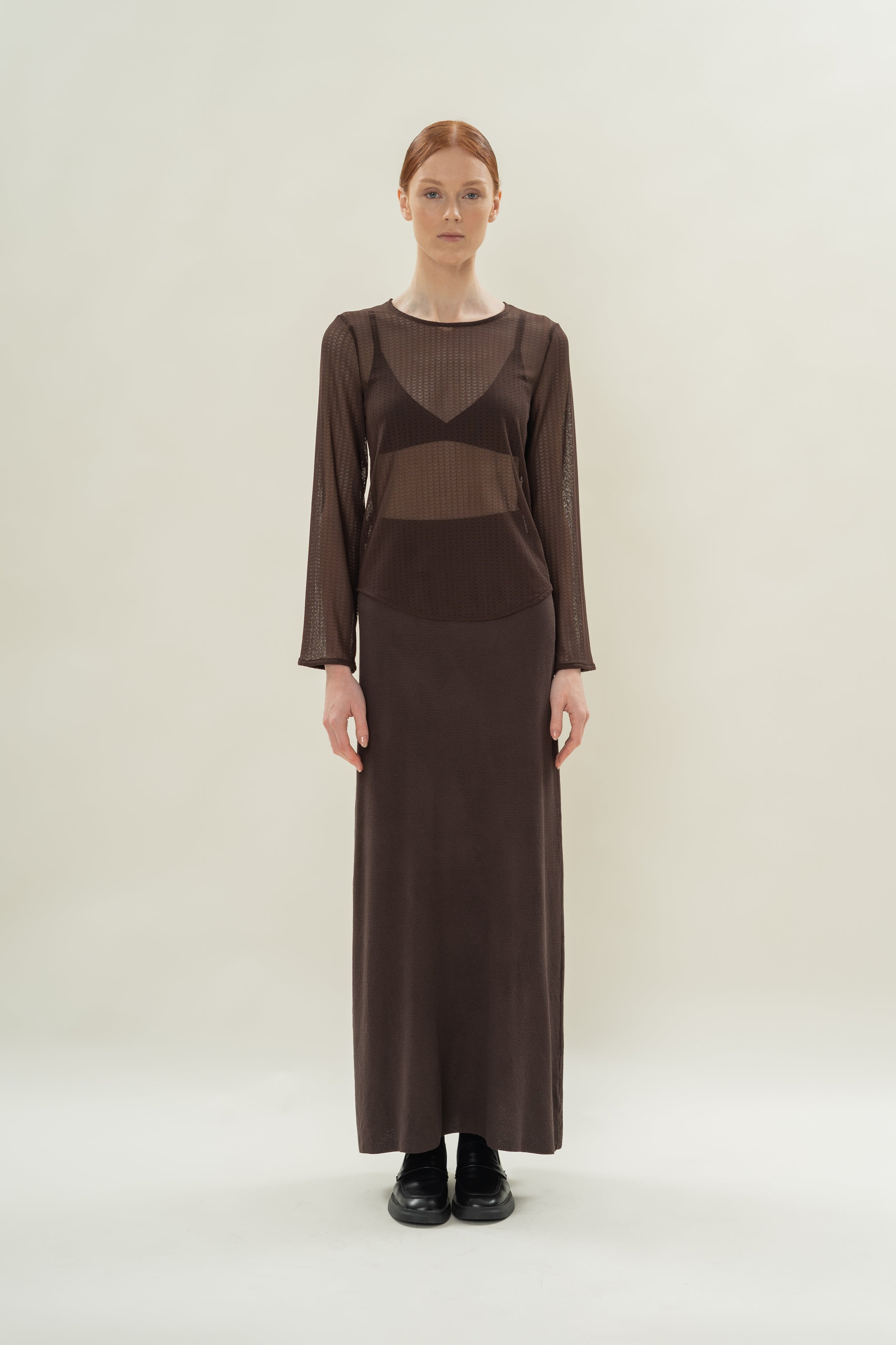 Stretch-Mesh Long Sleeved Top in Soil