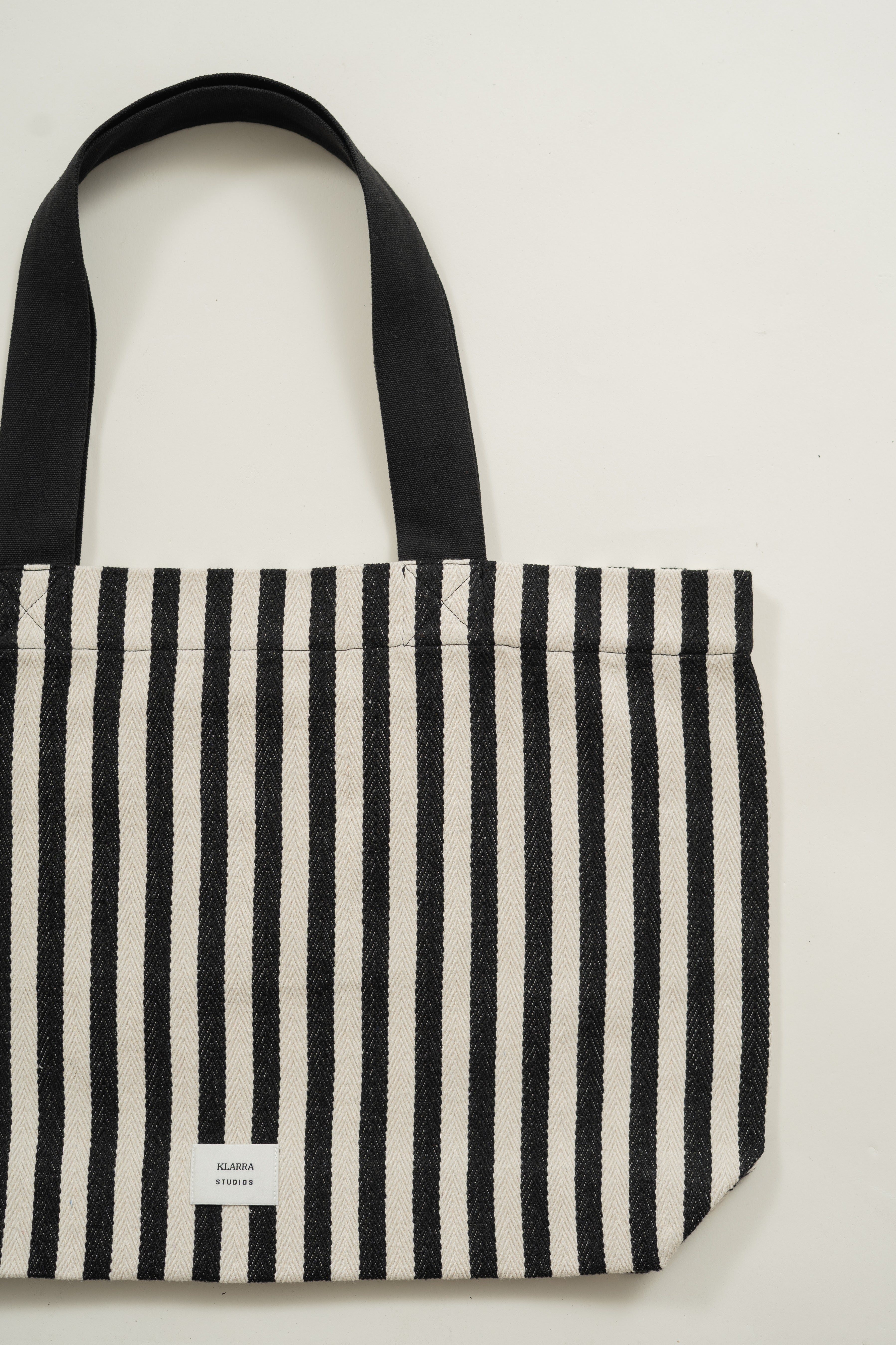 Essential Canvas Tote in Stripe