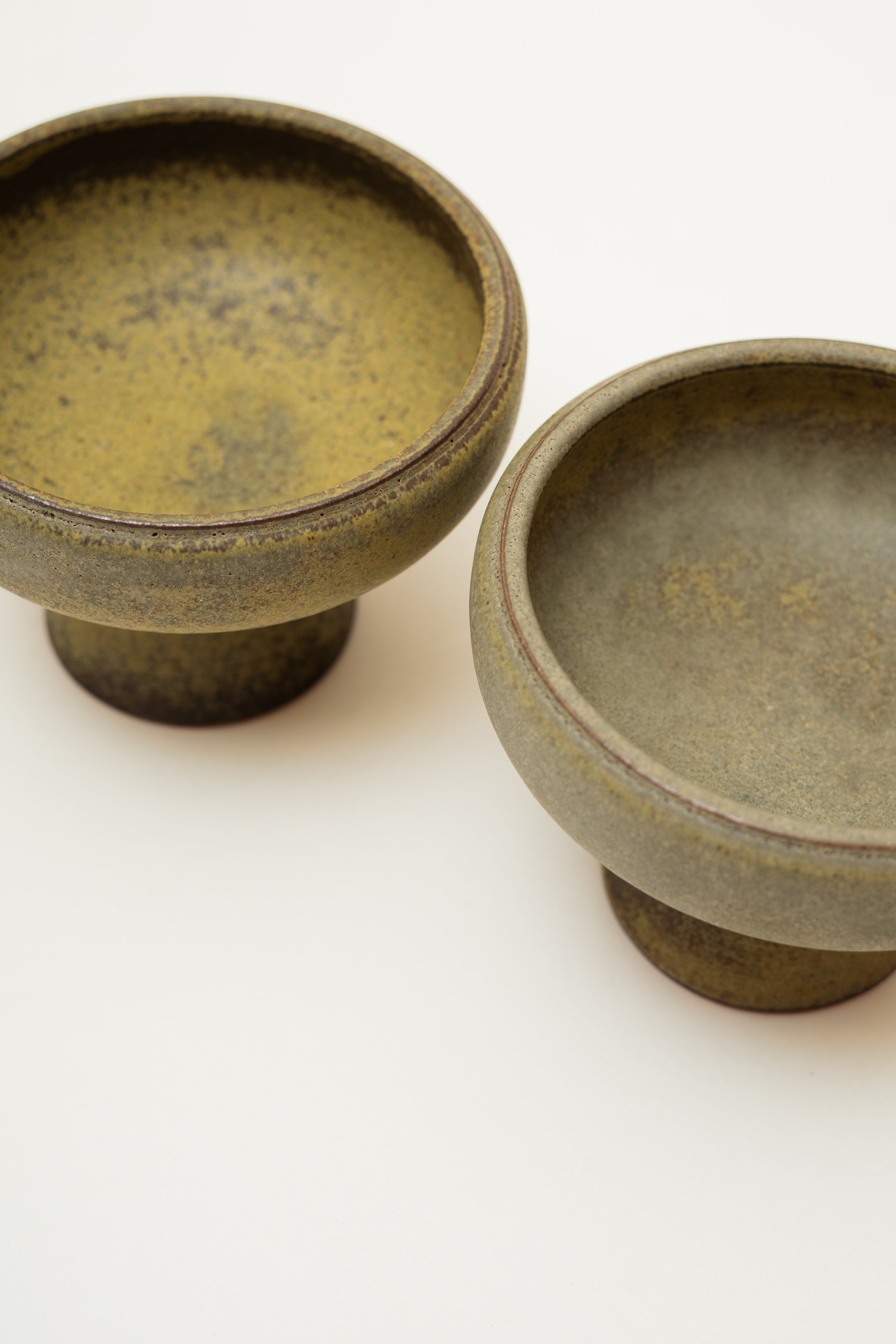 Earthenware Pedestal Bowl in Dark Elmwood