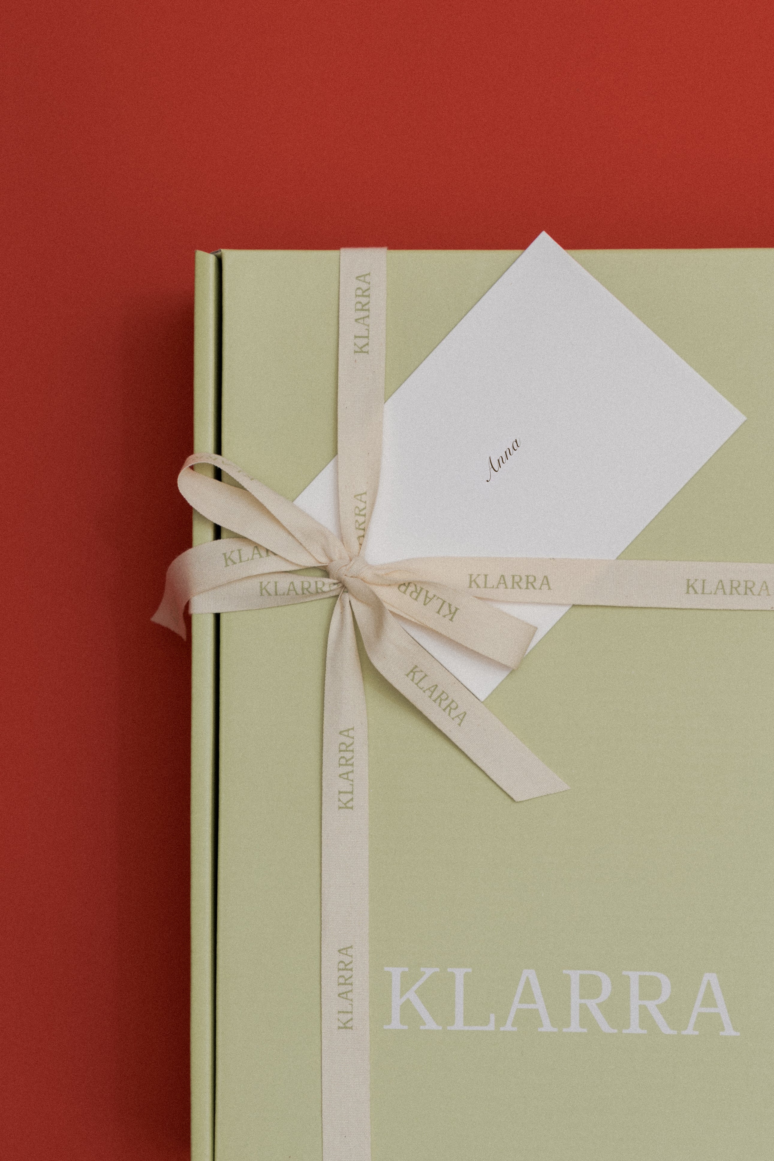 Gift Box (Available exclusively in stores)