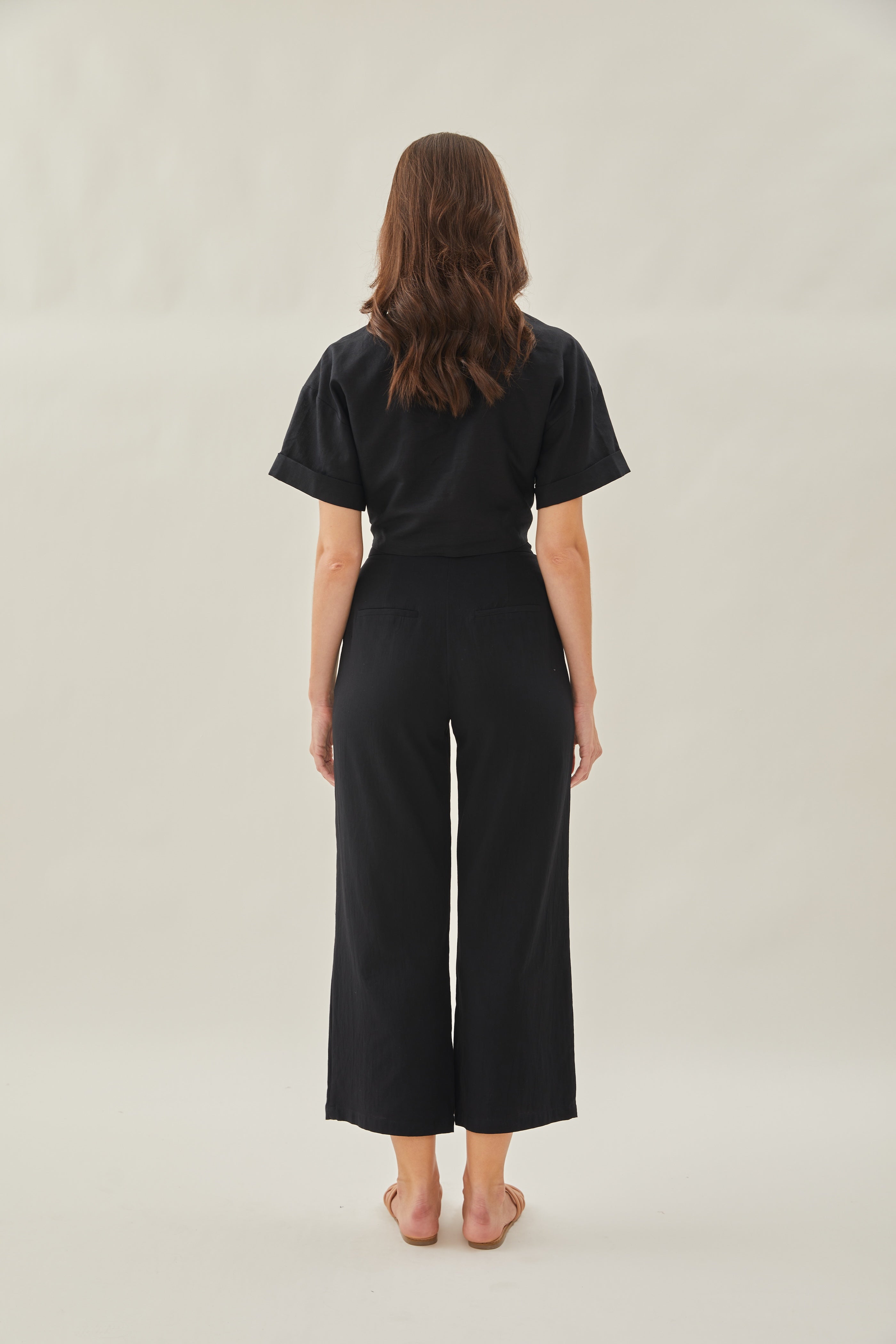 Linen Knotted Shirt in Black