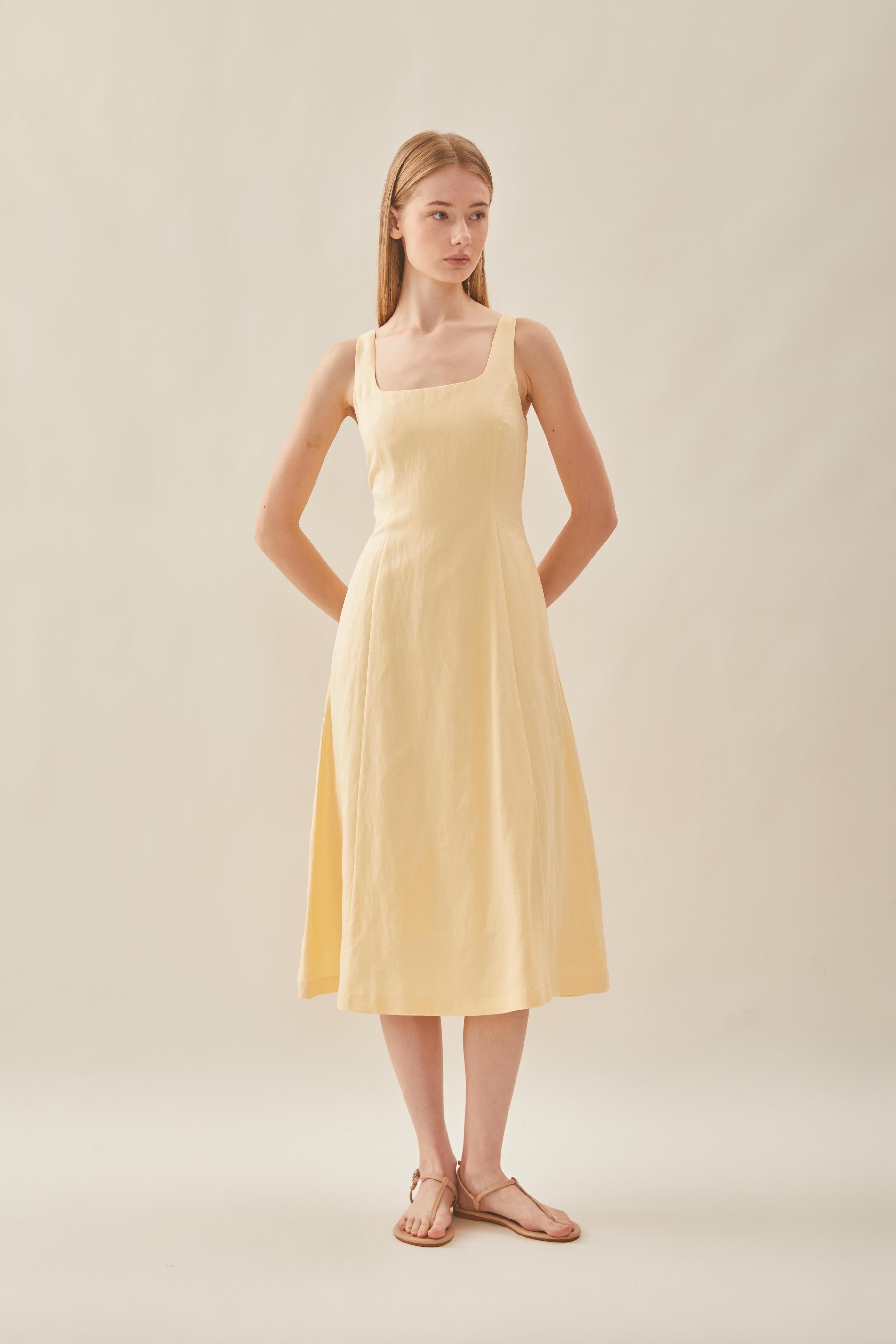 Scoop Neck Flare Dress in Pale Yellow