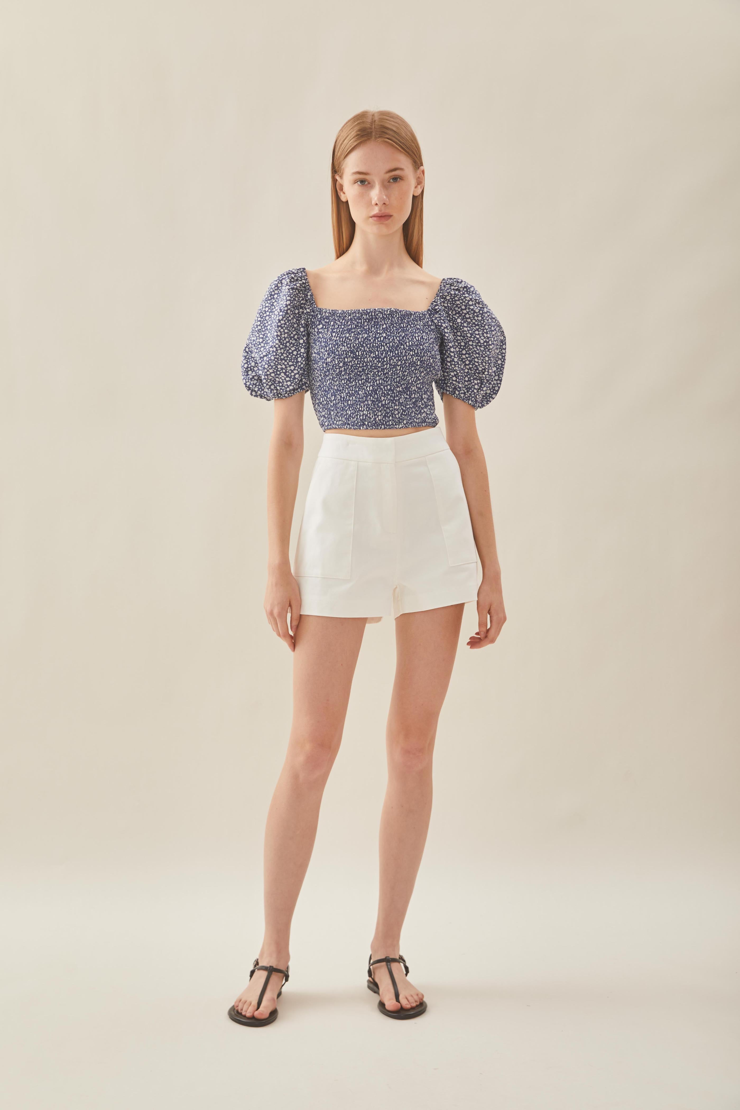 Puffed Sleeved Shirred Top in Moonlight Bloom