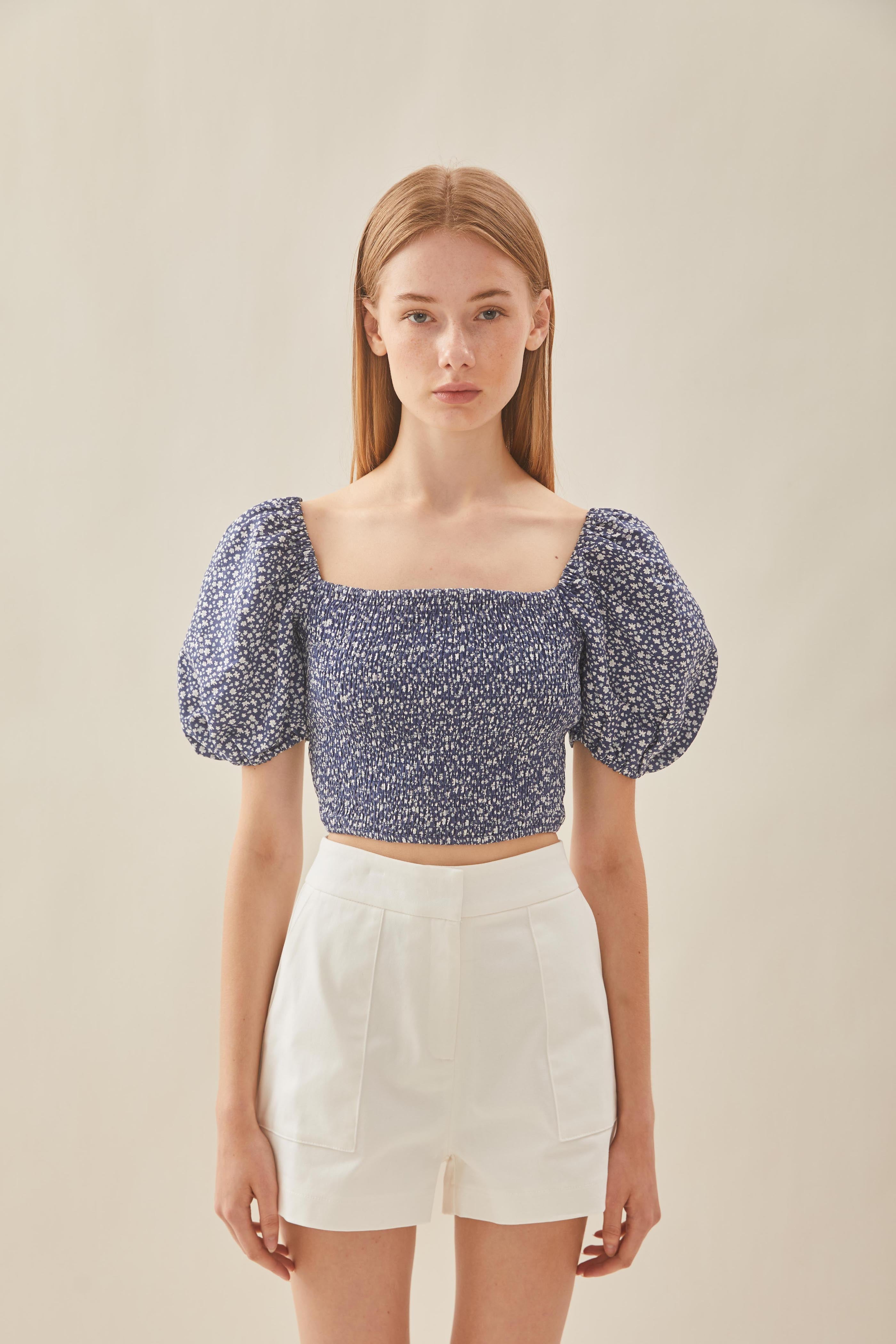 Puffed Sleeved Shirred Top in Moonlight Bloom