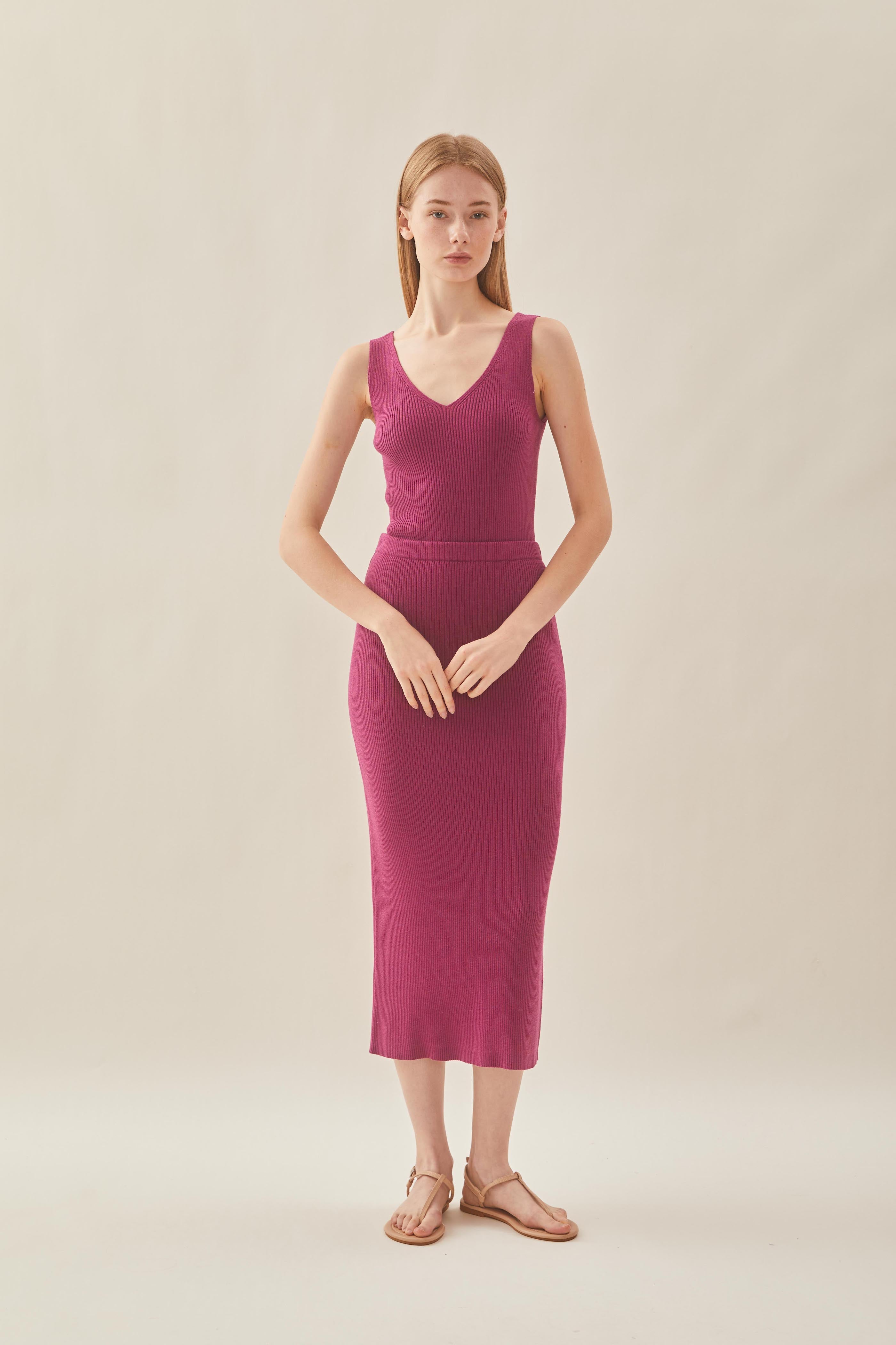 Knit Midi Skirt in Beetroot