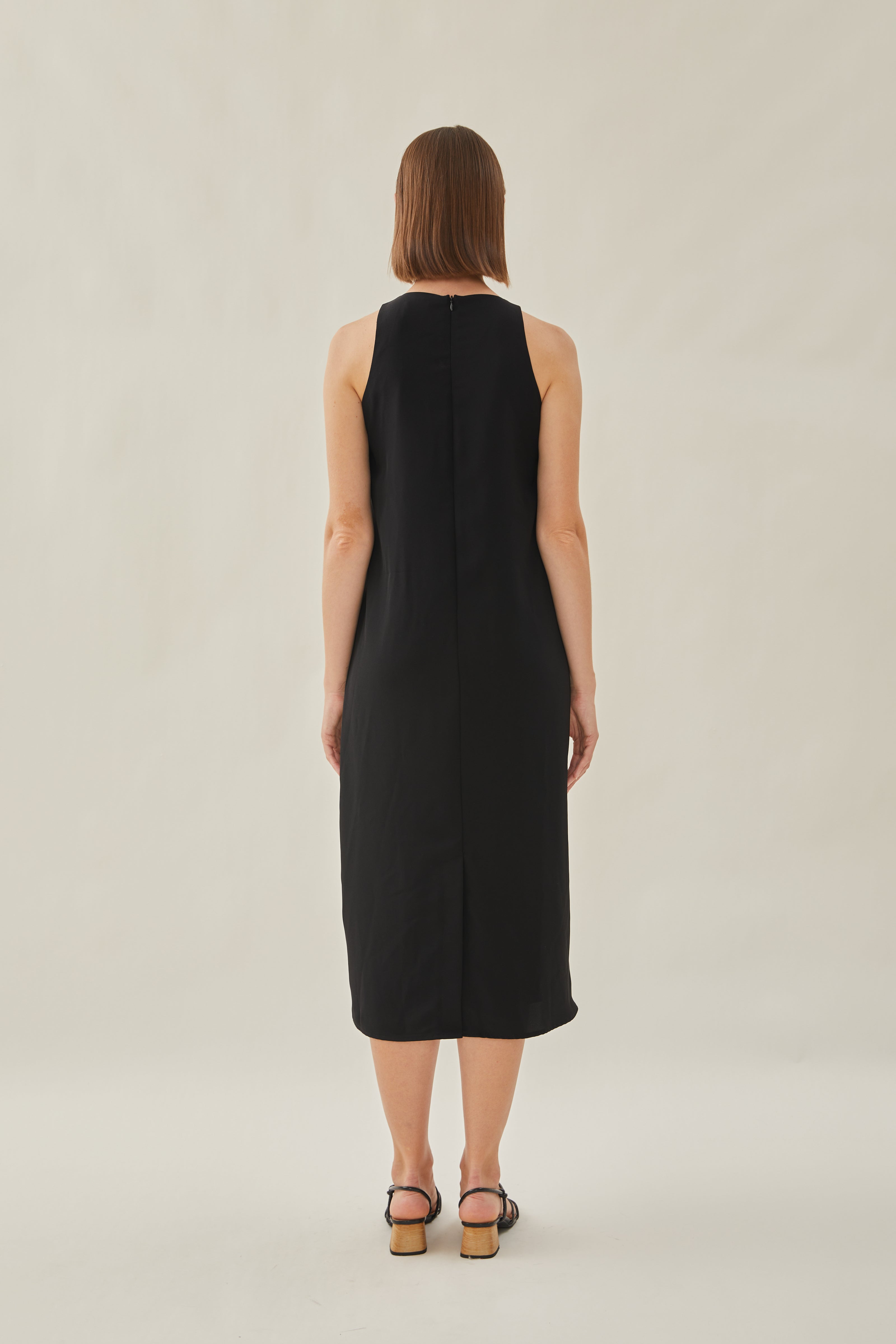 Round Neck Midi Dress in Black