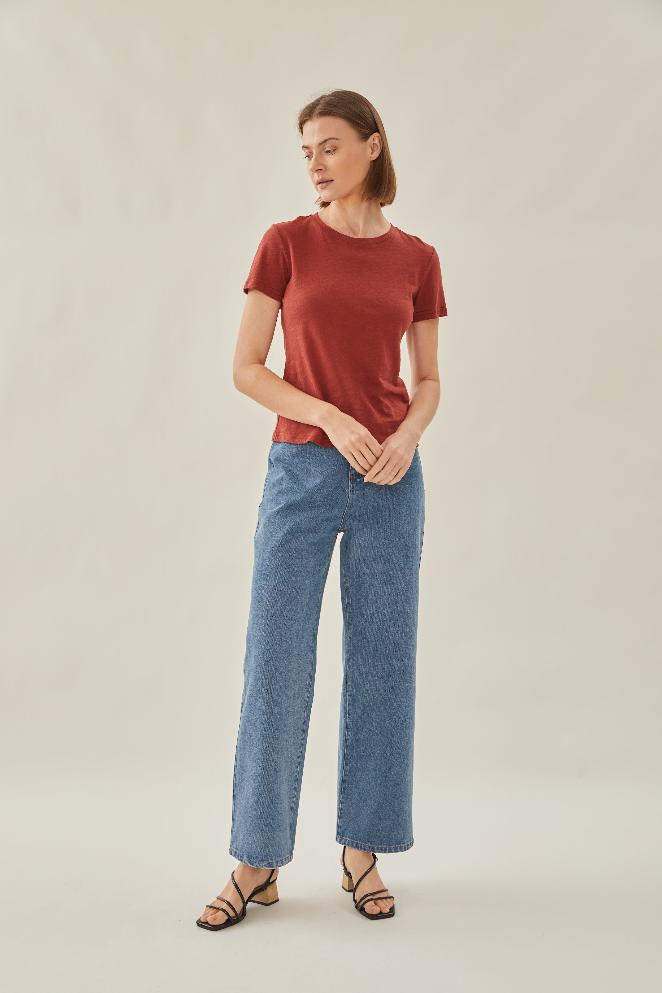 Soft Fitted Tee in Auburn