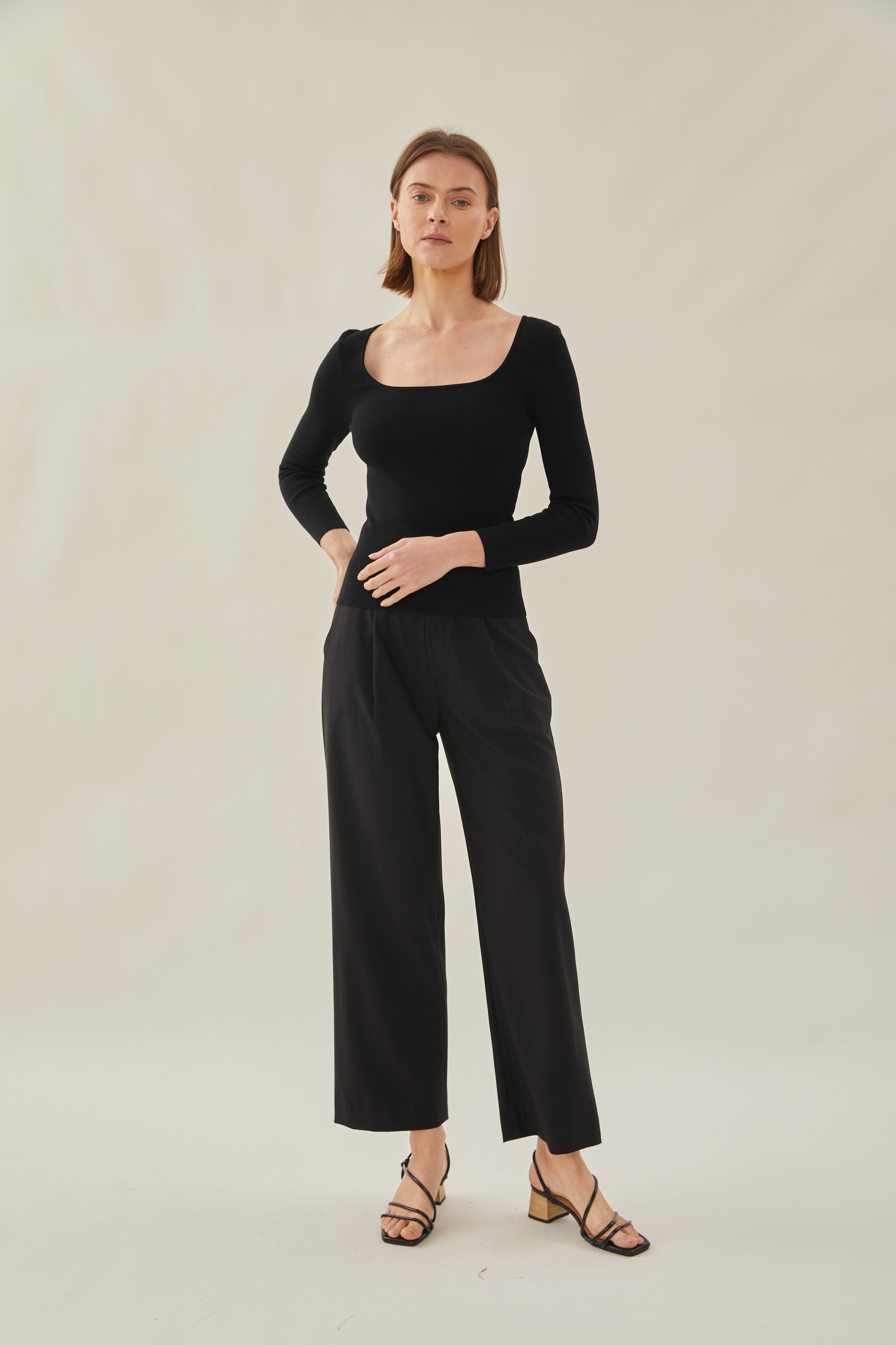 Rounded Square Neck Knit Top in Black